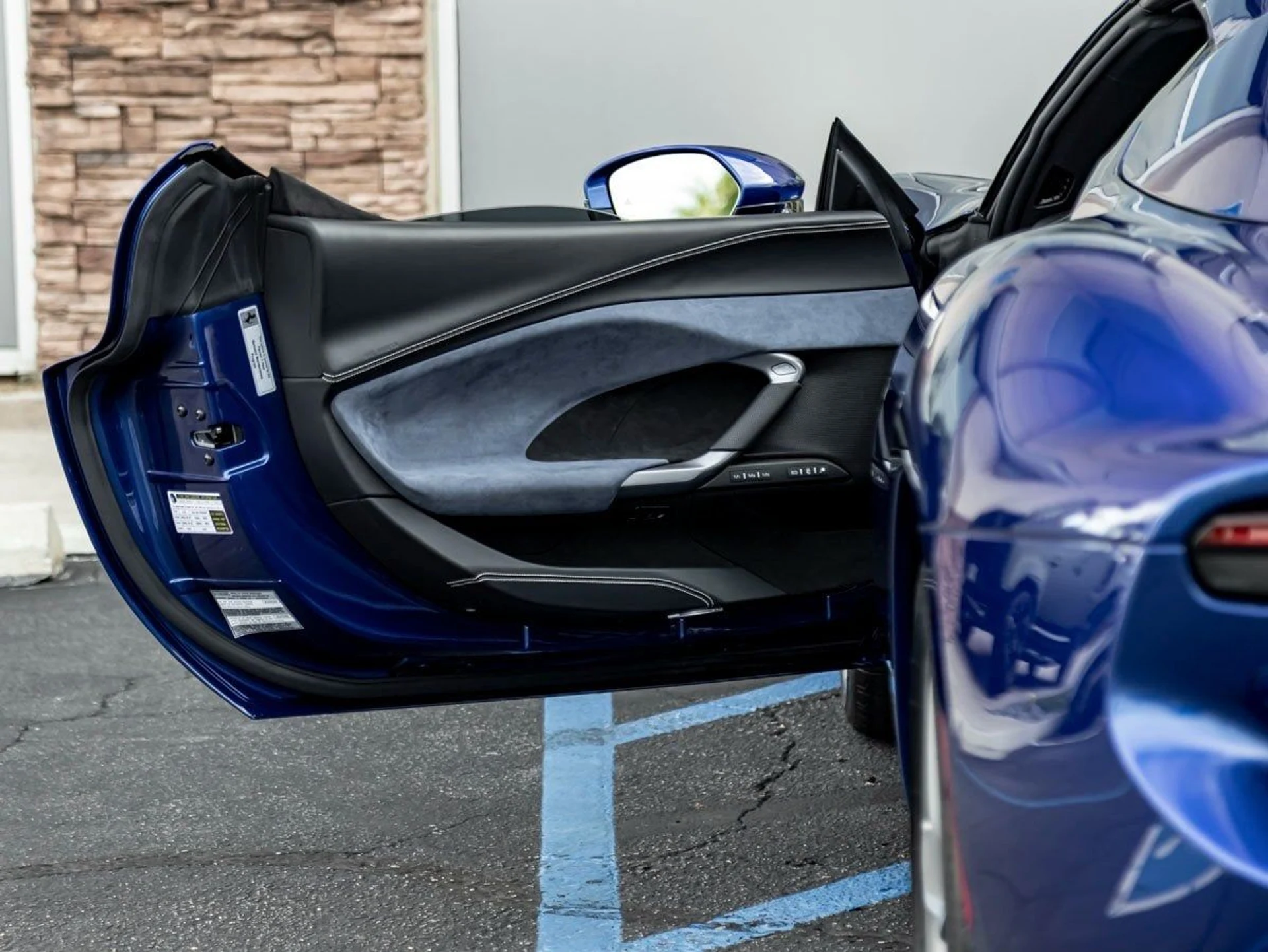 mph012_157913630_13_9b3e92e47b