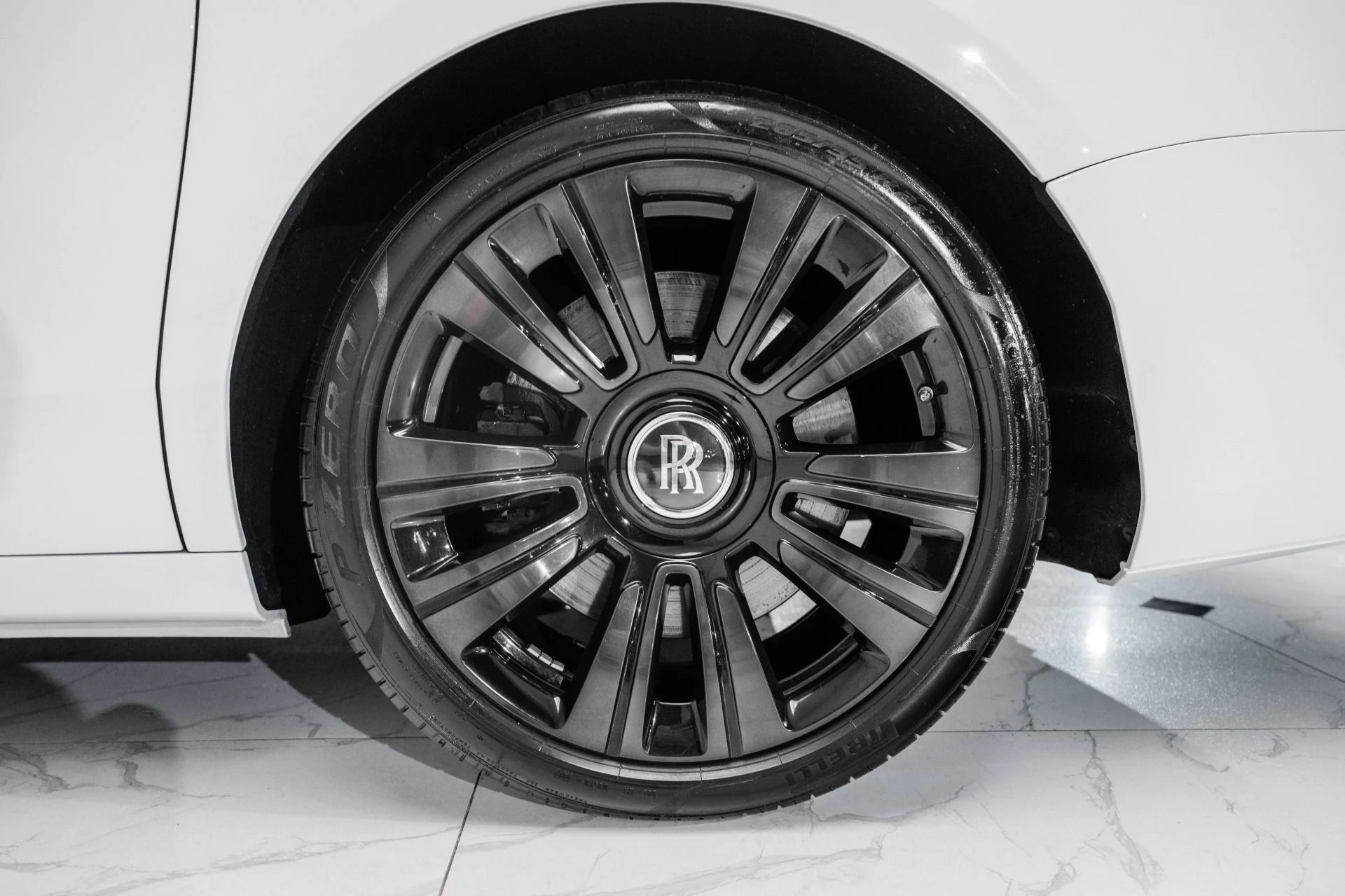 mph012_1579206928_Used_2021_Rolls_Royce_Ghost_1753979325_0689a91884