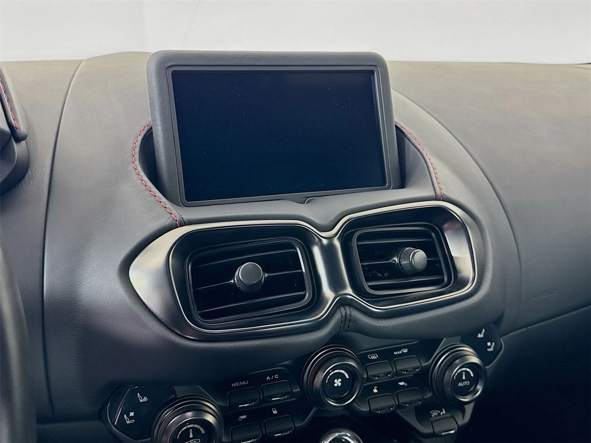 mph012_1579618394_20653b7427e08eada6feee11c521eb19x_5b2b4e00df