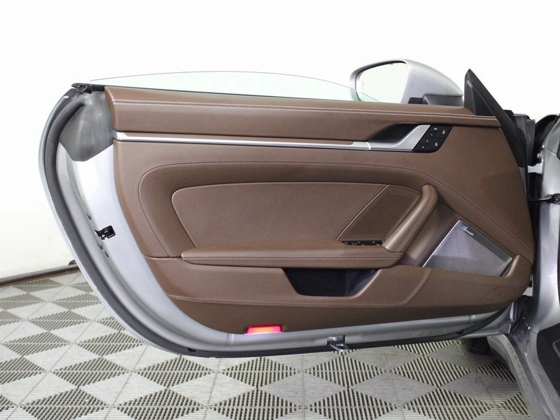 mph012_1587552555_13_42e250d447