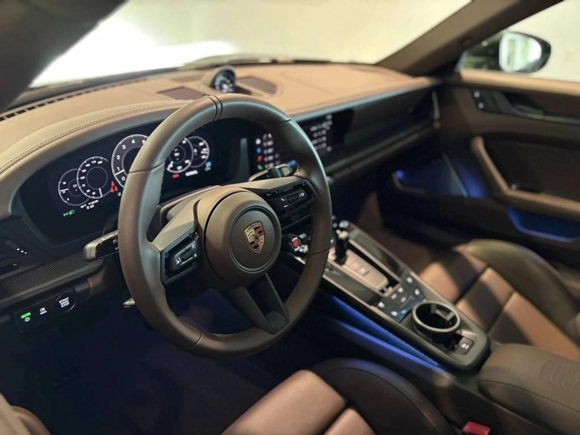 mph012_1590650073_14a51f94bebf234f0abf99048fe41994x_d2bab5d376