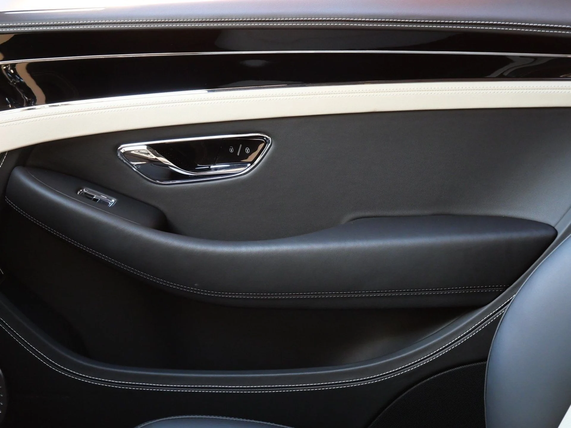 mph012_159165179_1e72dd1ed87f9ef380cdb3969f5f2512x_021cafb310