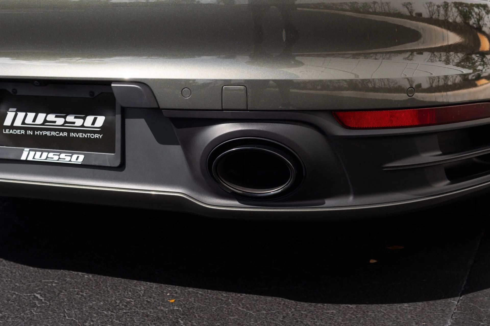 mph012_1596232725_Used_2024_Porsche_911_Carrera_1772817798_16ad8dff22