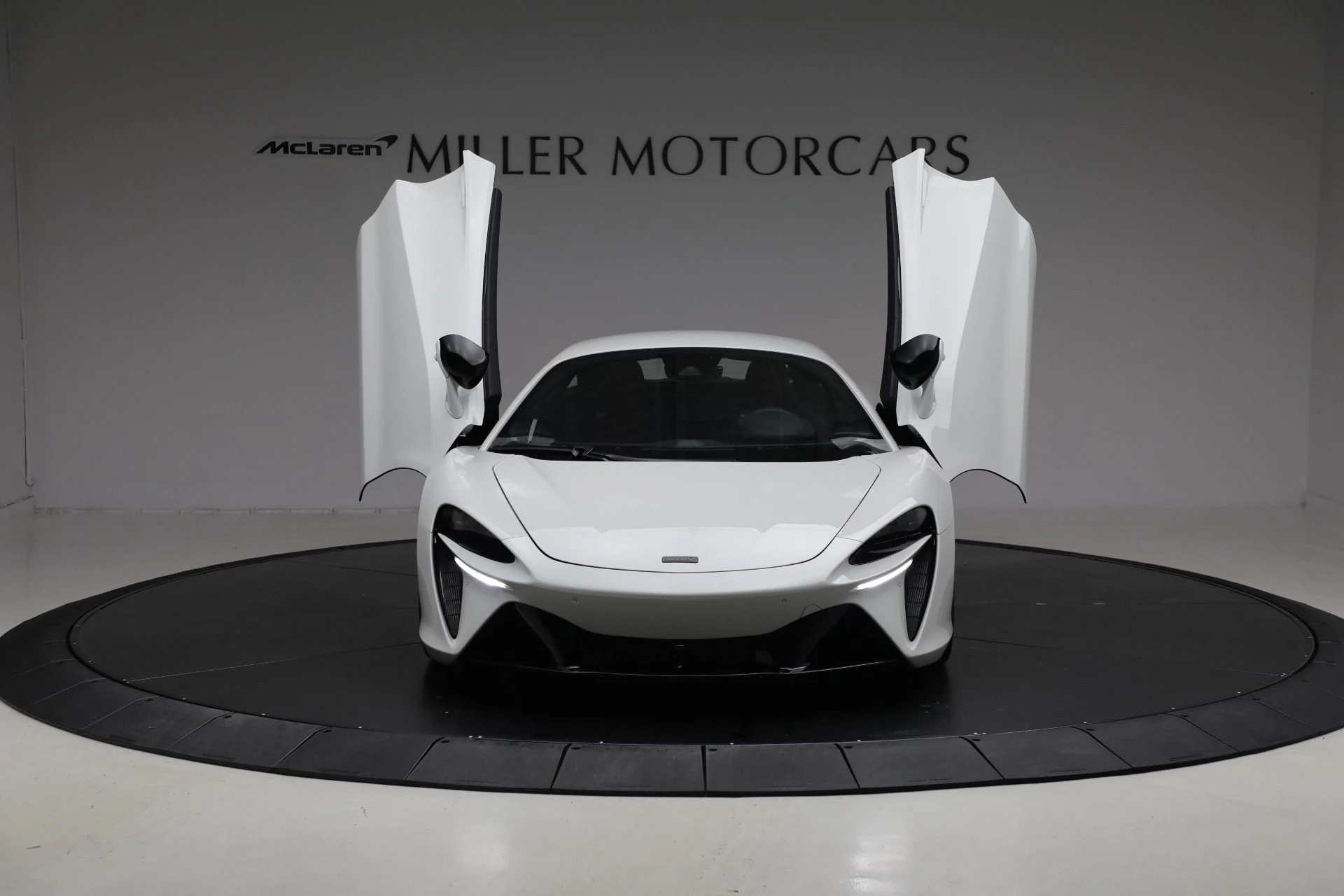 mph012_1600763764_New_2026_Mc_Laren_Artura_Tech_Lux_55c05d3be5