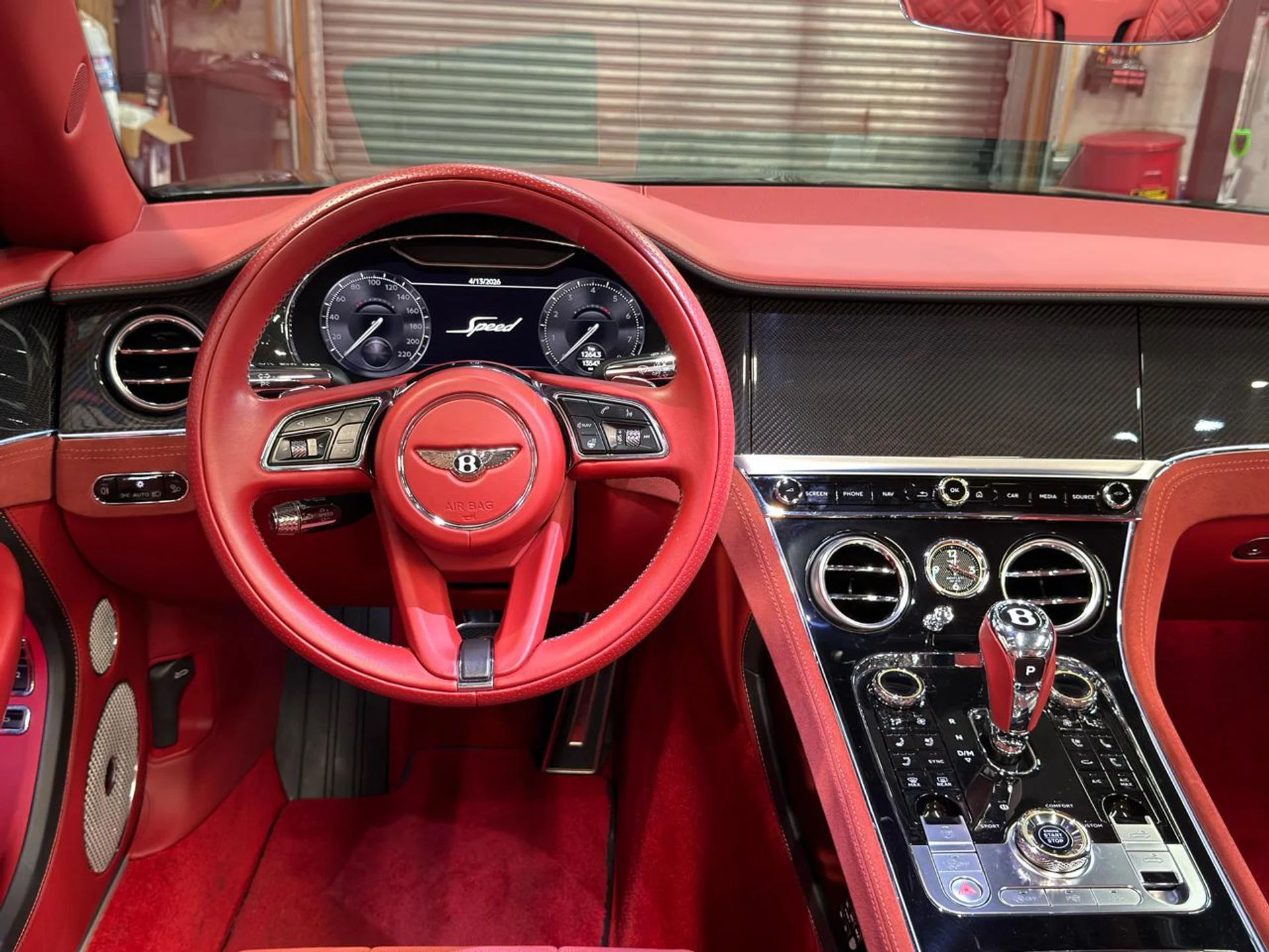 mph012_160339894_639116807784315451_508444e6c6