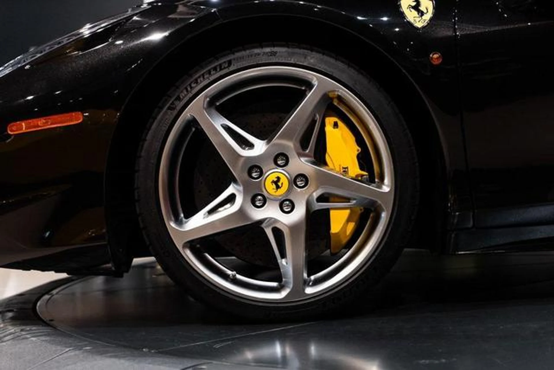 mph012_1613409909_h_AG_0z_F_Qh_Ij22p_H_Ef_EW_1f_UP_Nk_AU_b03dd88597