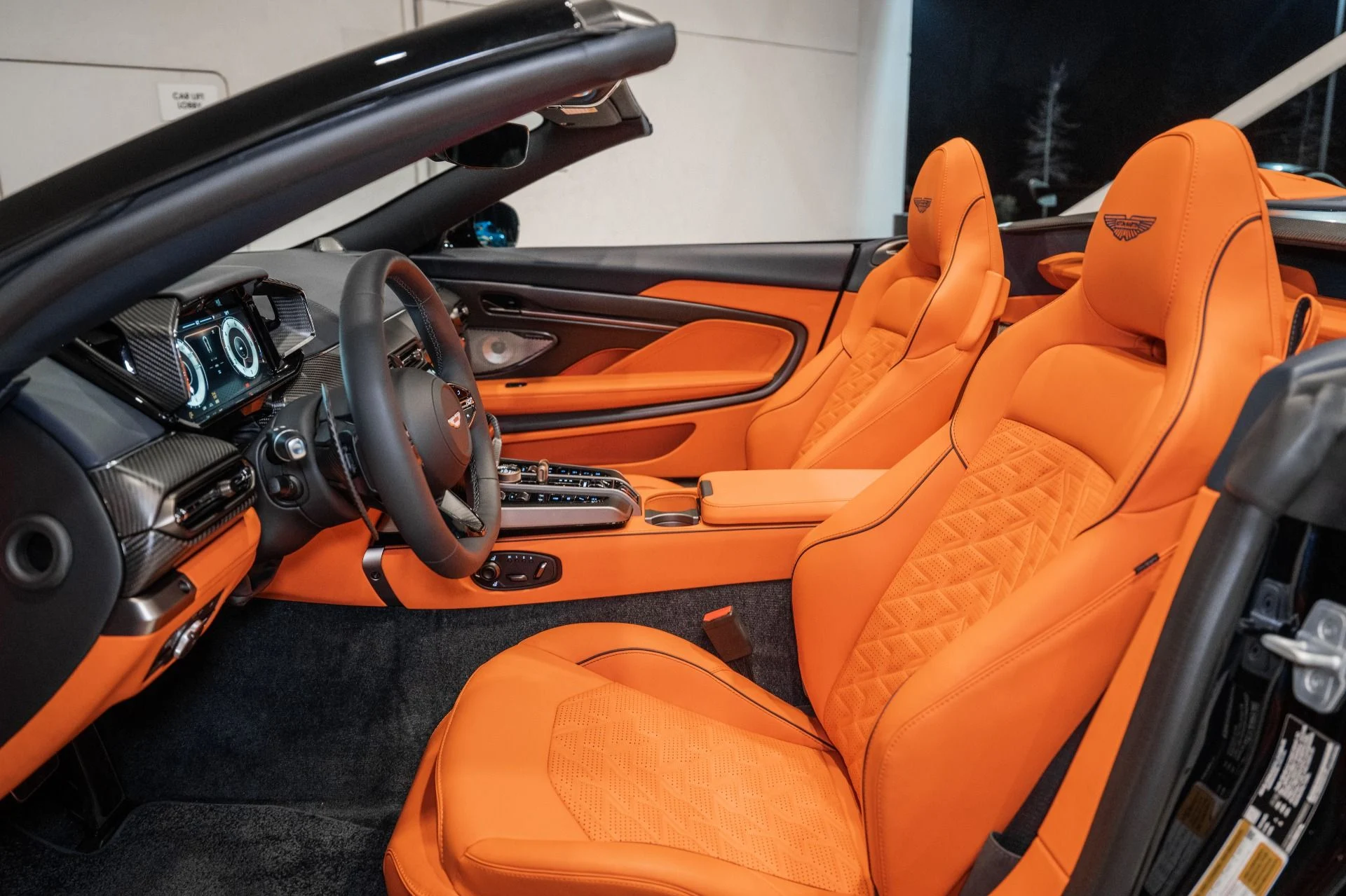 mph012_1616054092_New_2026_Aston_Martin_Vanquish_Volante_Thrillseeker_Edition_1_of_3_1768066424_4ed20abb29