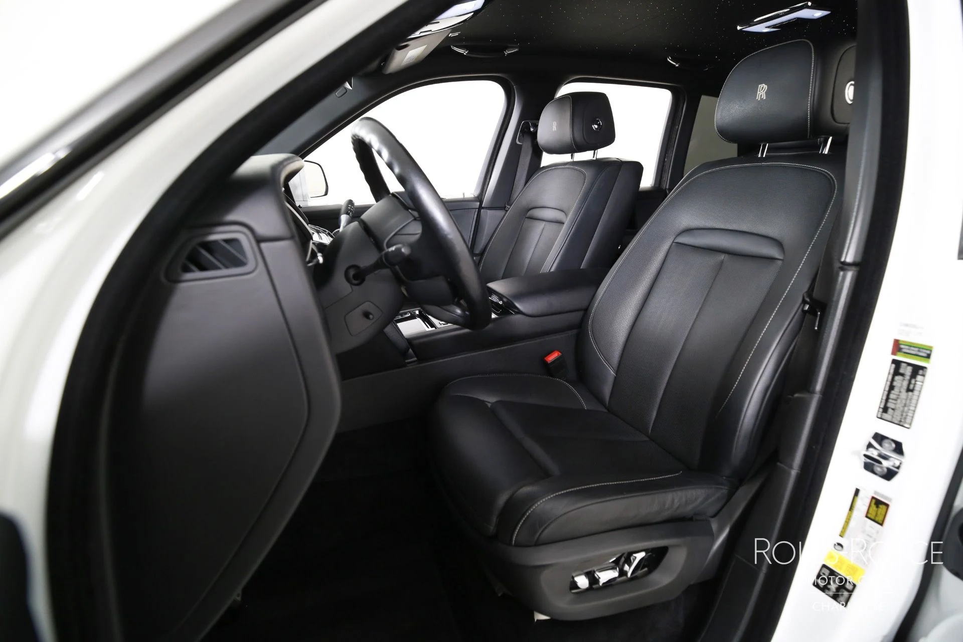 mph012_161662015_Used_2020_Rolls_Royce_Cullinan_1750950377_0742de1ed9