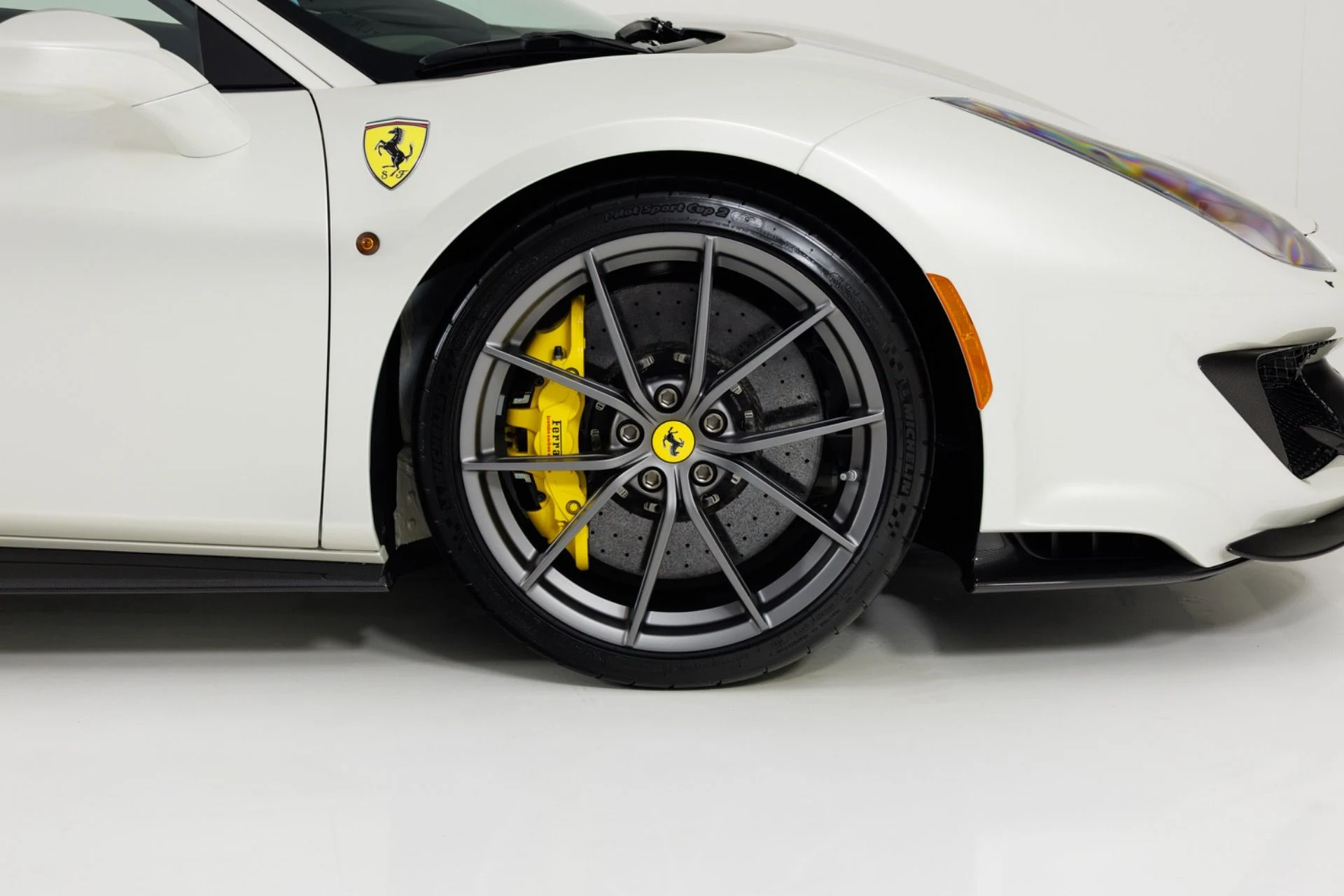 mph012_1618672486_Used_2020_Ferrari_488_Pista_1791475678_d5a361d54c