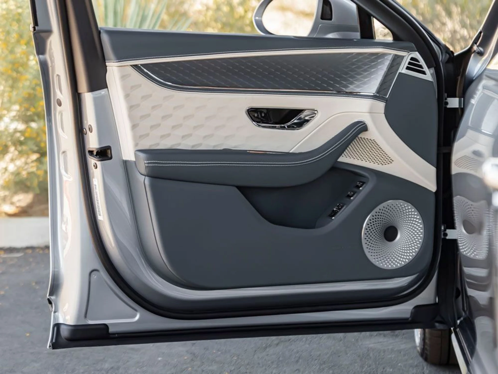 mph012_1618808437_13_3f4d22af31