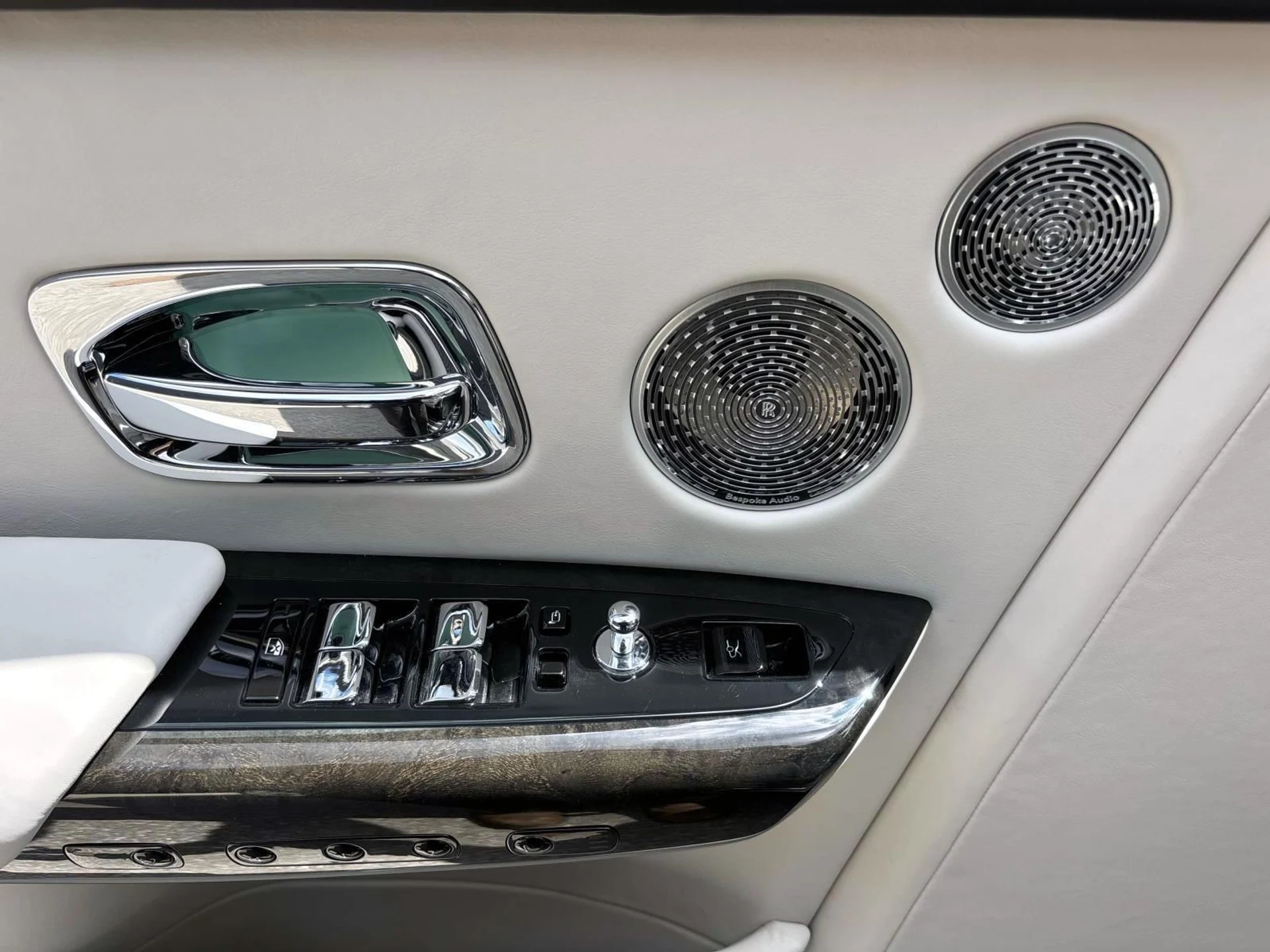 mph012_1628164090_11538f92f066f68bd5b0b8f27c8f9c61x_d63586eafc