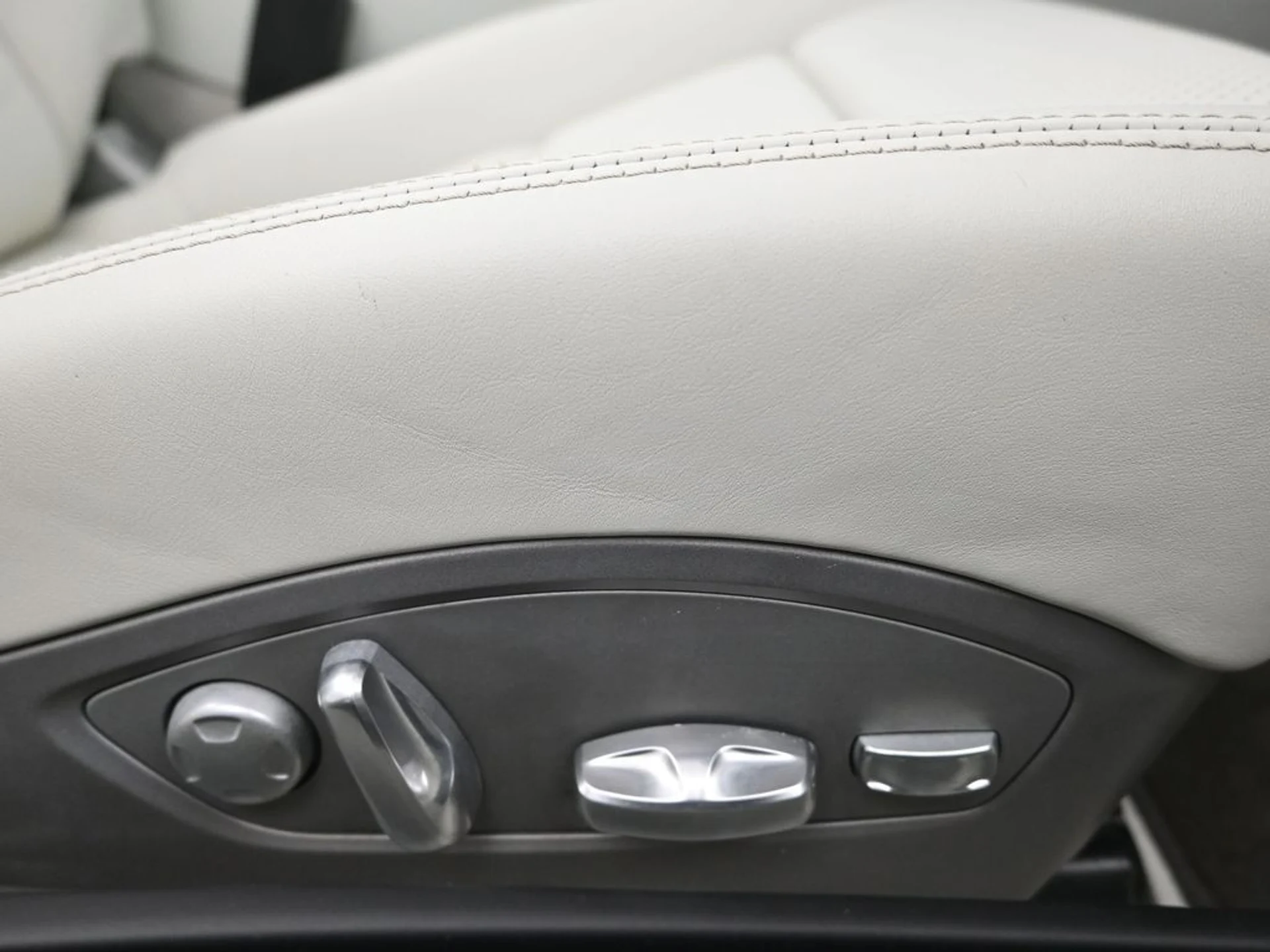 mph012_1638583588_400475e4d73c981e814ebf56acbe72d1x_abc3b5499d