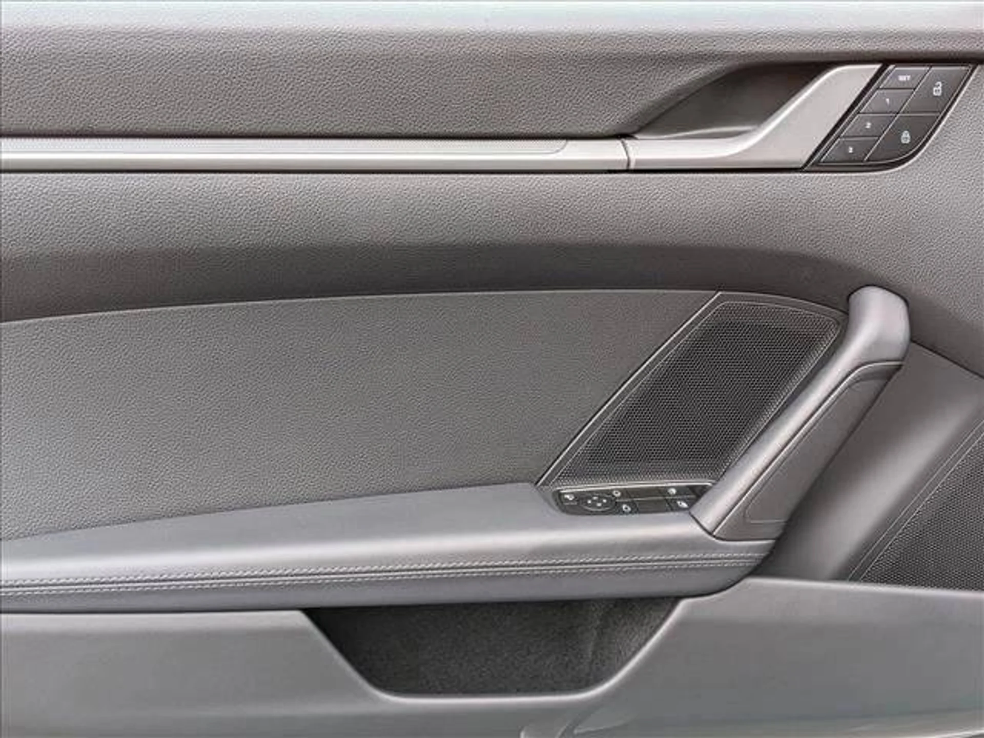 mph012_1643449599_5ba06eb7bbc1b13076fd98de1ba8dc5bx_ac48732e6c