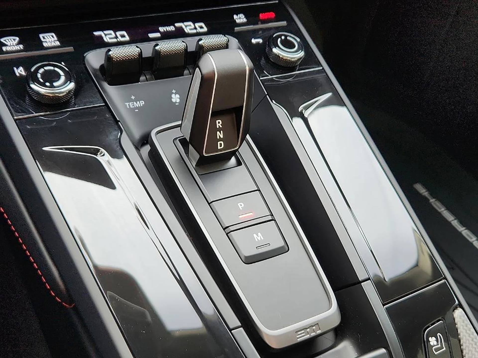 mph012_1650065693_ki2pt3_Xl_BNC_0_Zmlrmzdker_Cops_Y_66f2872829