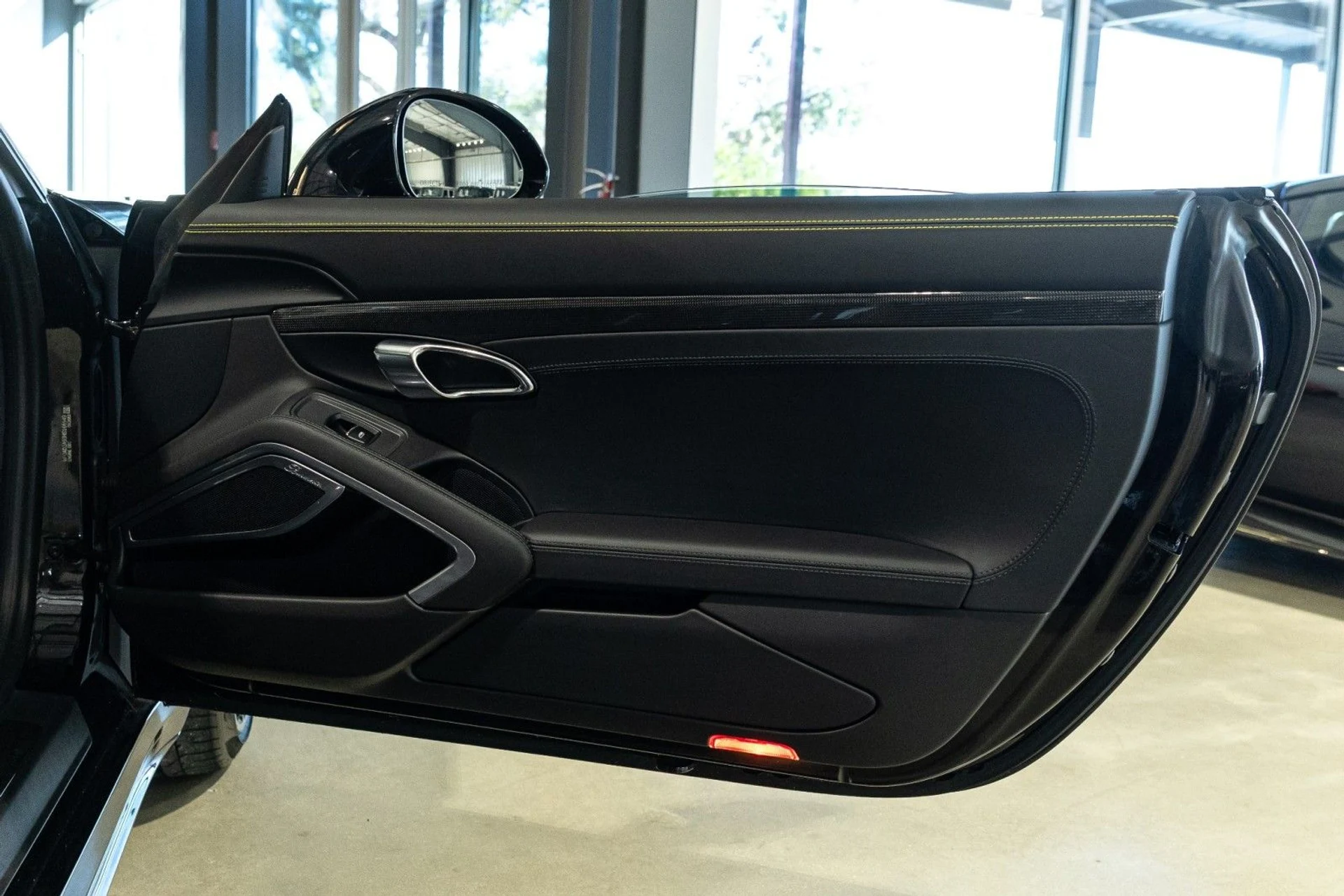 mph012_1659742548_lg_b38fe122f0