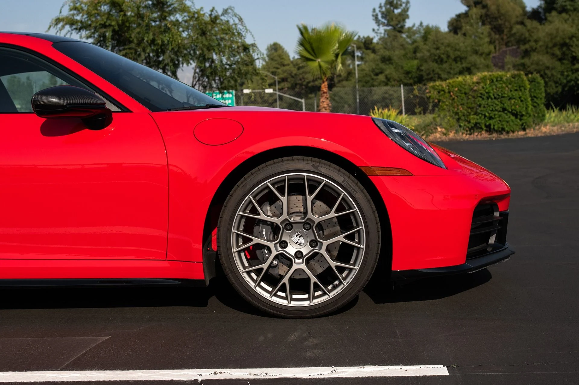 mph012_167916_Used_2025_Porsche_911_Carrera_1777913739_182df8db83