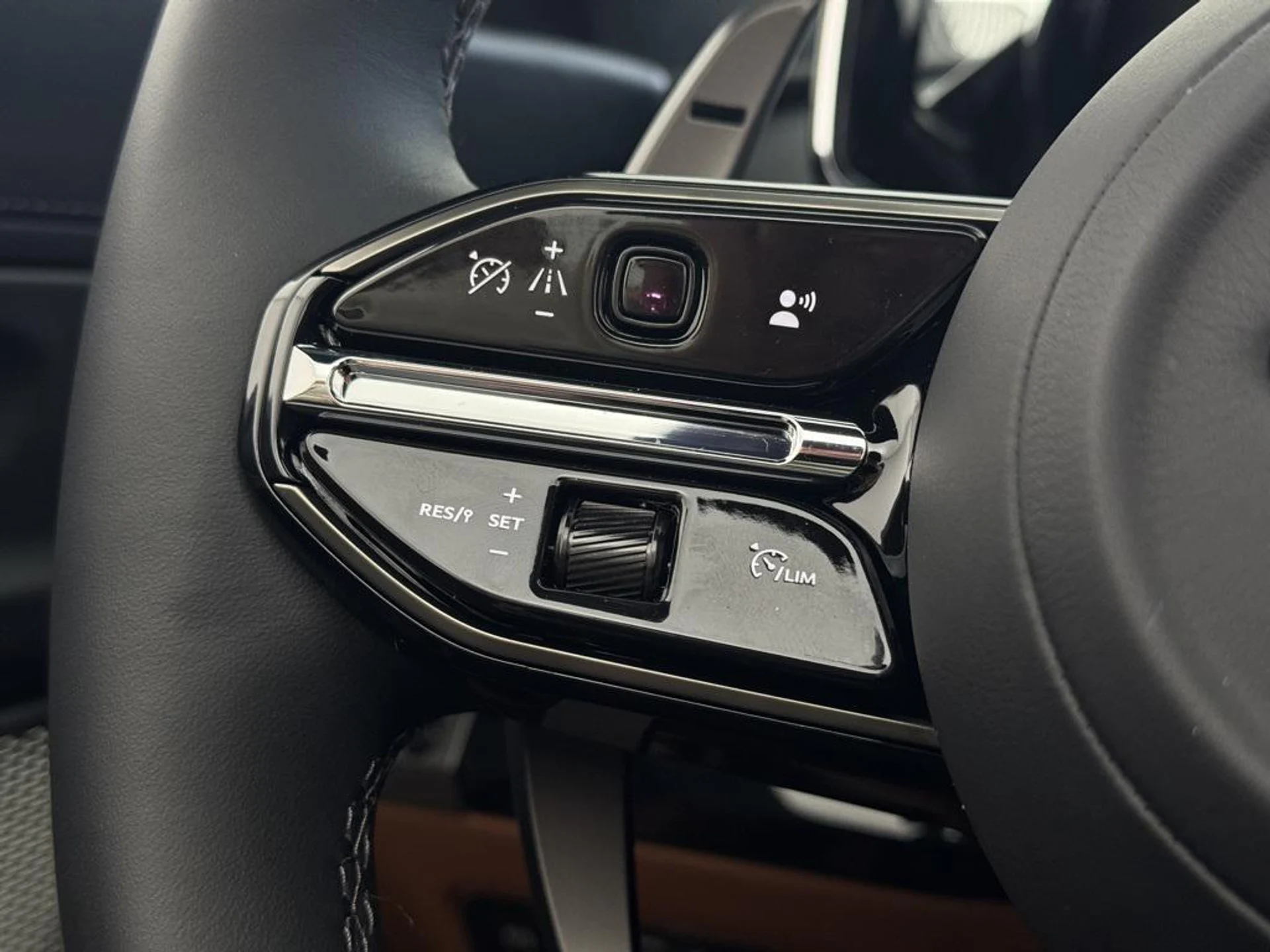 mph012_1680260988_skm1a_D5d_J6_A84lqqy_Ik7e_Rwel_GM_e51426976d