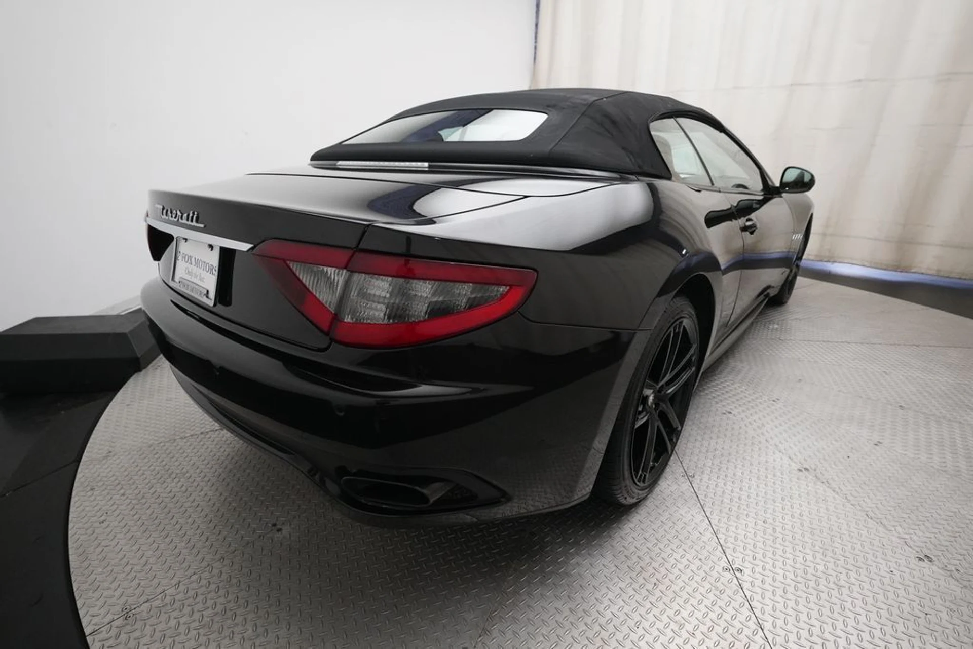 mph012_16817390_fc27d03270dd7085497c6cd39017736ax_9256adcf7d