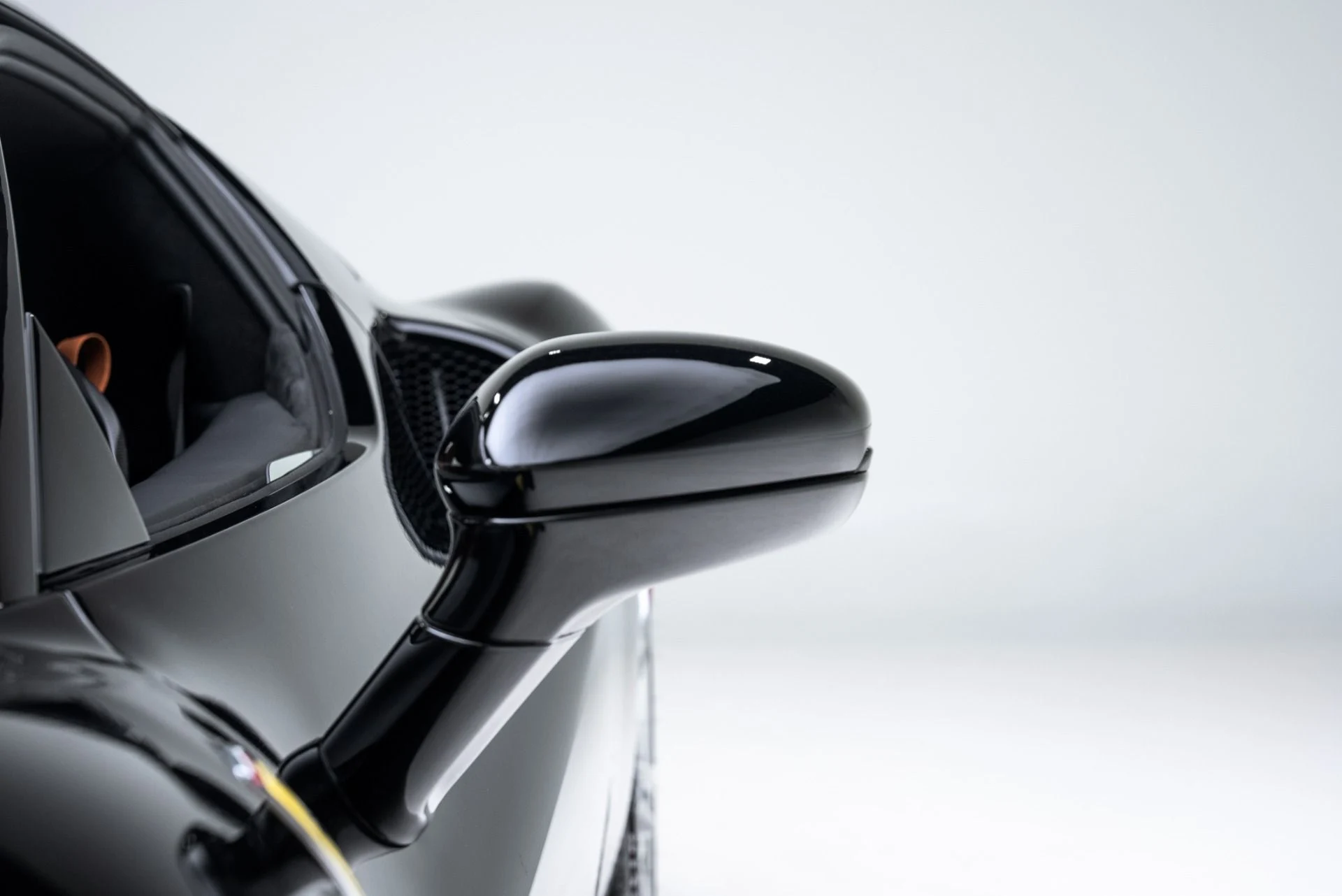 mph012_170337346_Used_2024_Ferrari_296_GTB_1775861527_e3911afd56