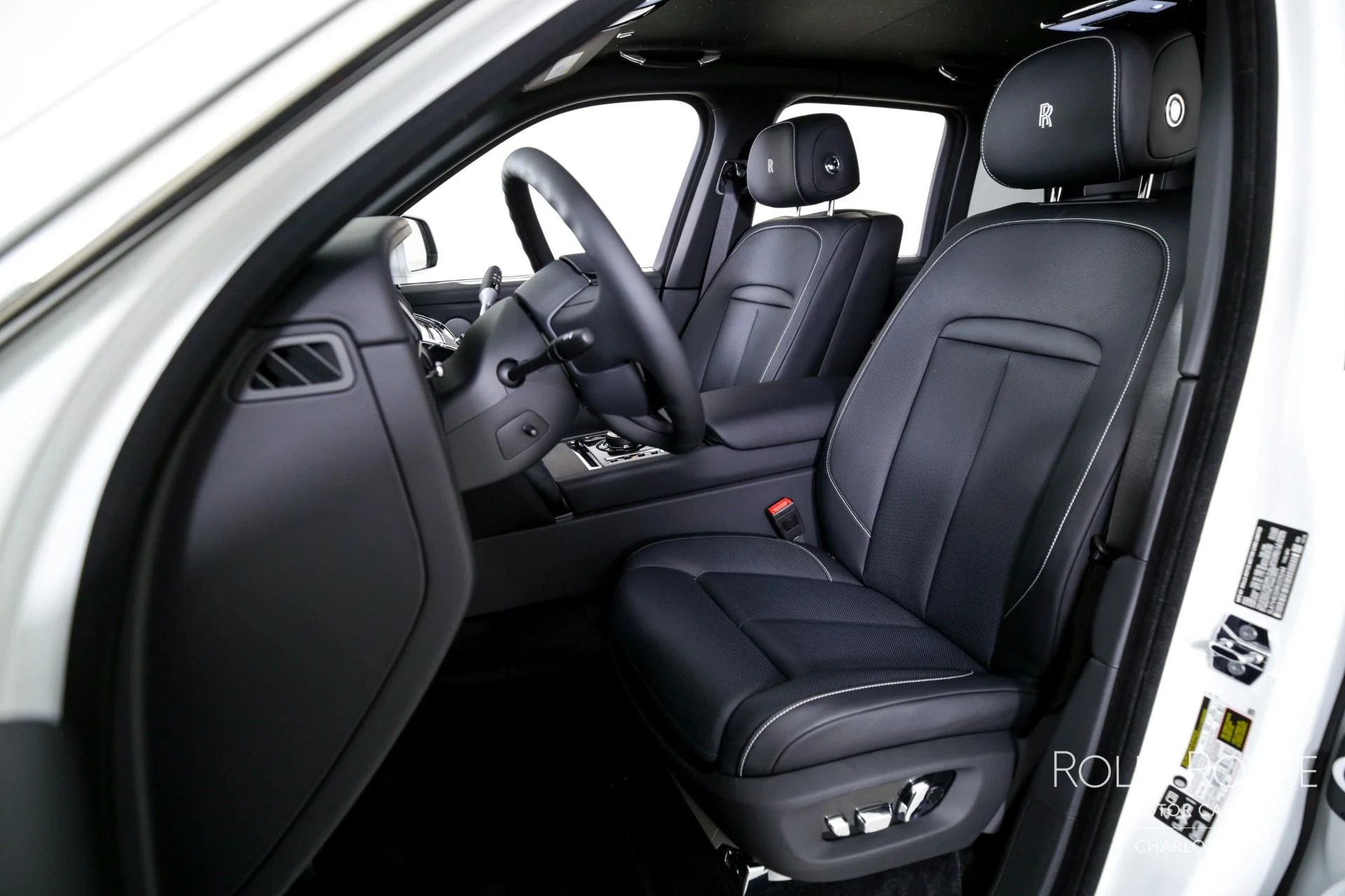mph012_1704142429_Used_2024_Rolls_Royce_Cullinan_1717710798_5901438011