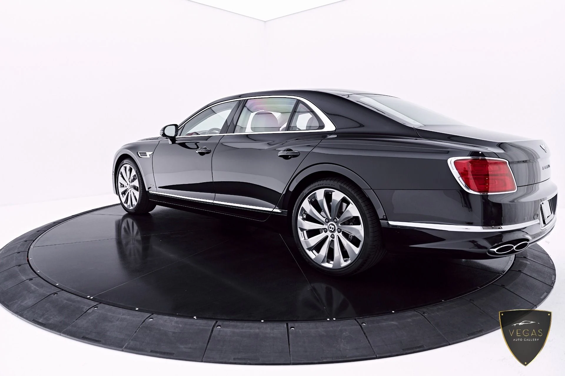 mph012_1713012824_Used_2022_Bentley_Flying_Spur_V8_1782495047_88b2bc5fb5