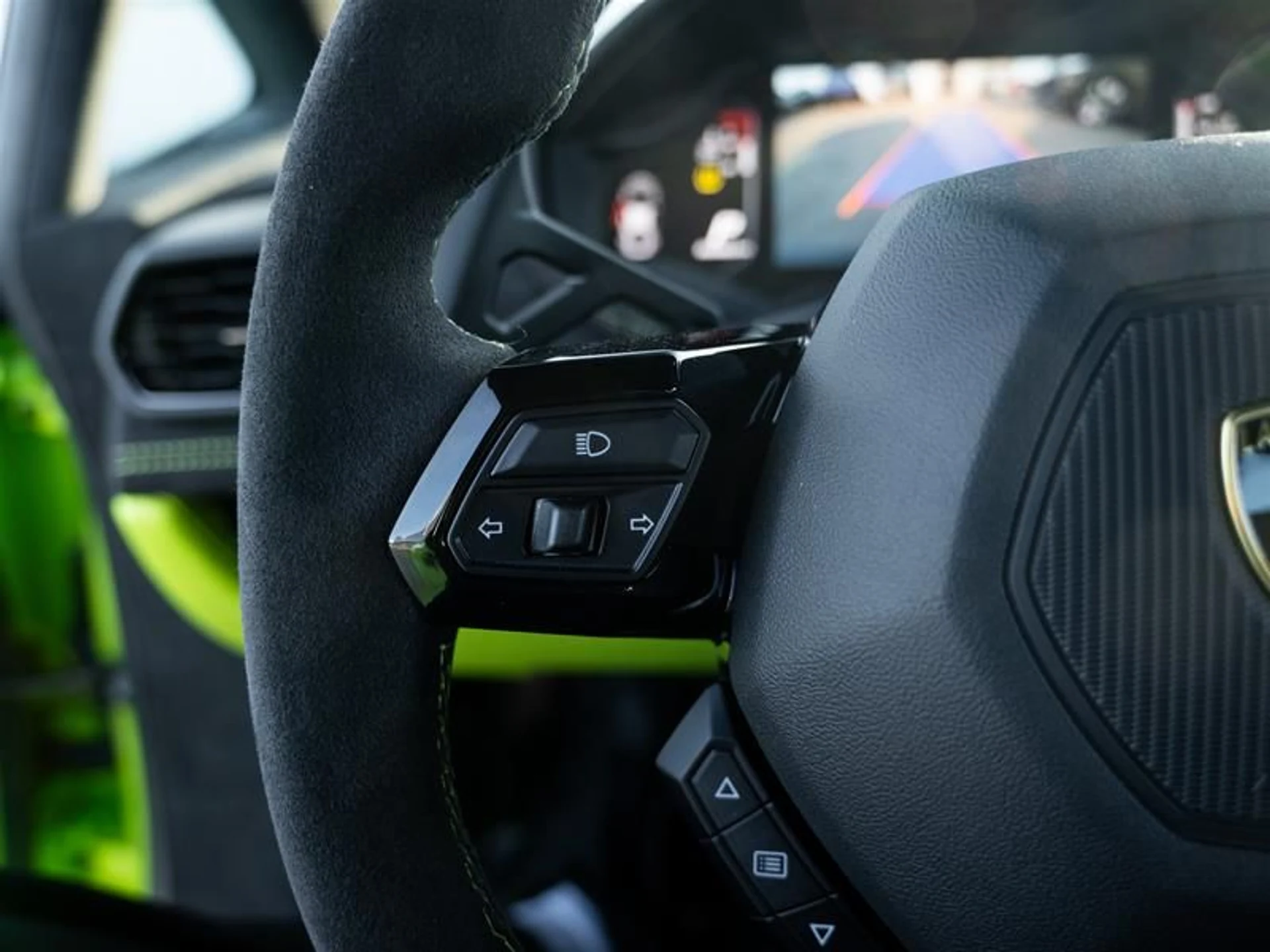 mph012_1717869670_g5m01lba_2975eddc8a