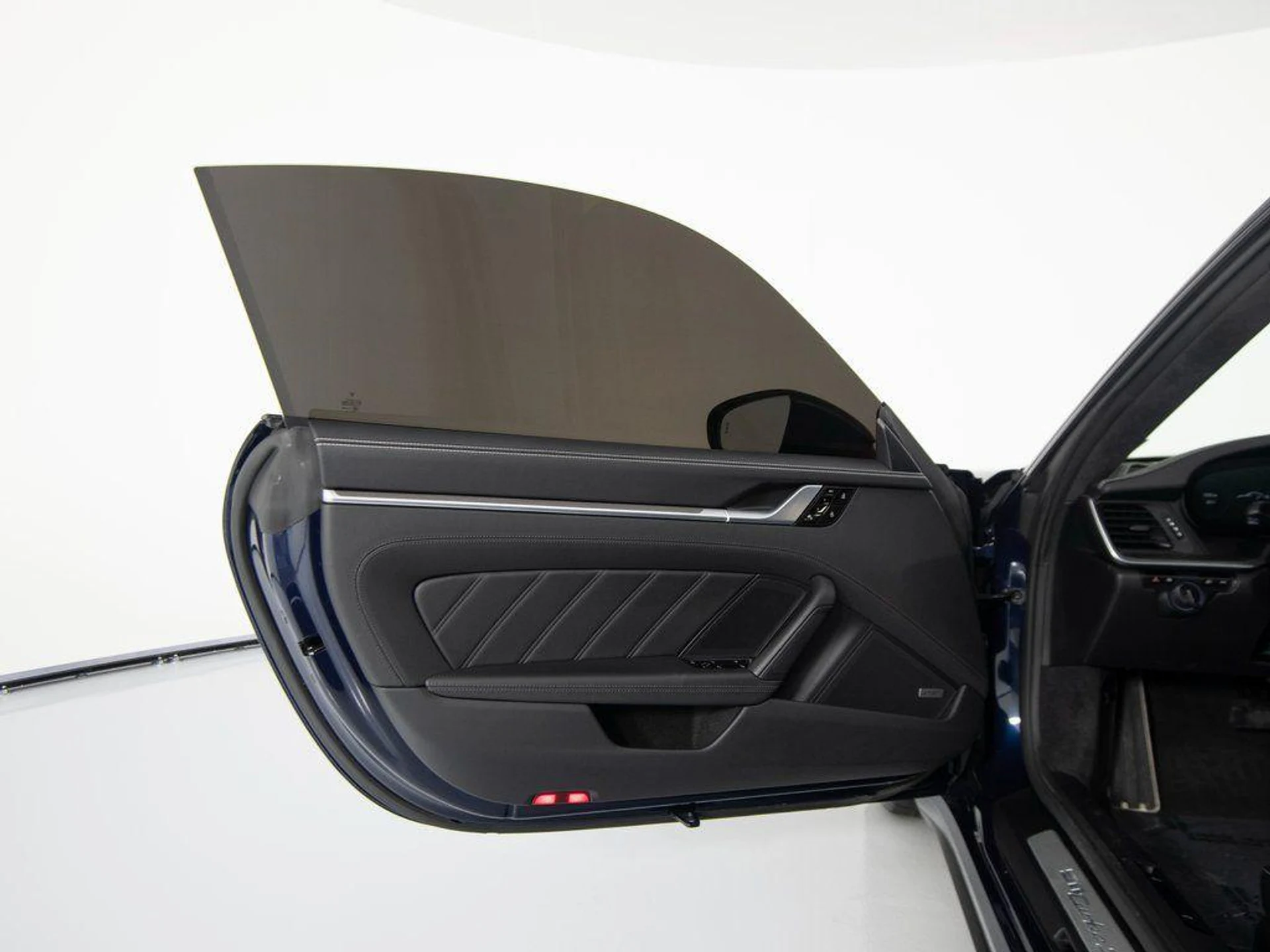 mph012_1739309635_q0_D_Hx_Jz_Md_O47slcmz_Lszi_Q2_KS_Co_2729c69be3