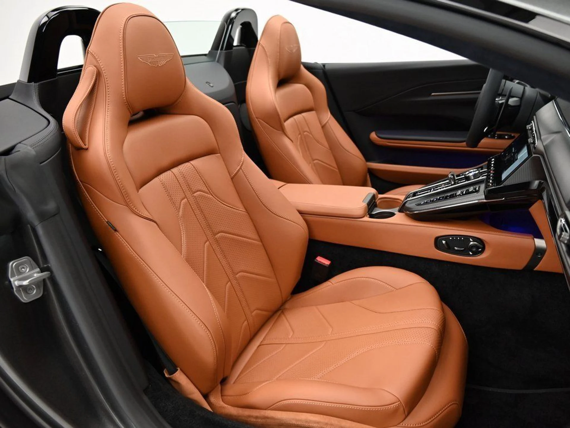 mph012_1743318606_62755764e691127203616fa6920ad500_ffc279d073