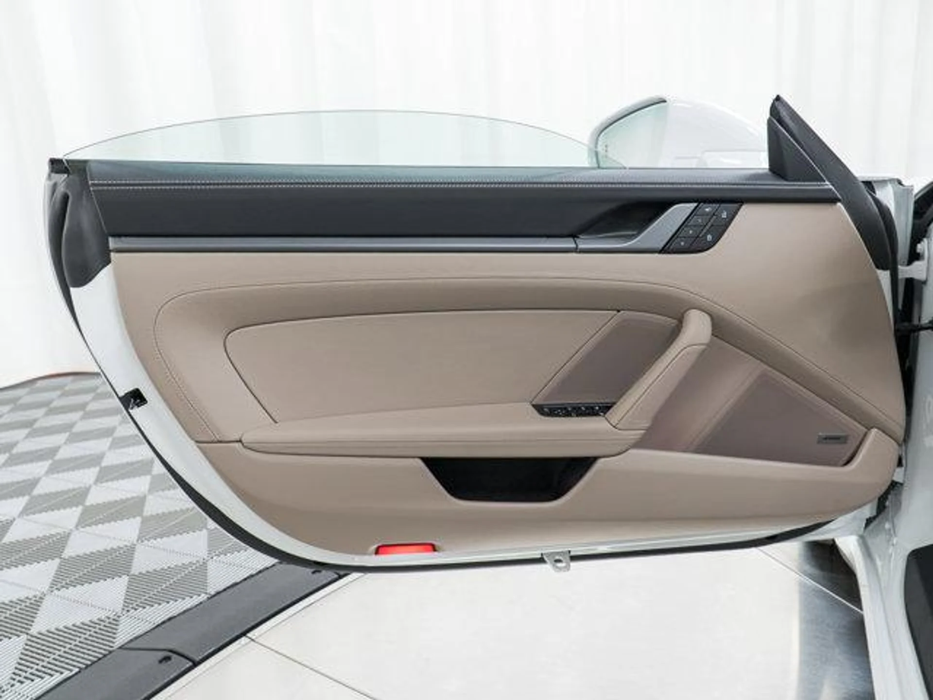 mph012_1748502507_t_Djj_H0ra7_v_Zv6_D8_Skm_HES_1_QI_3_I_ca0253903d