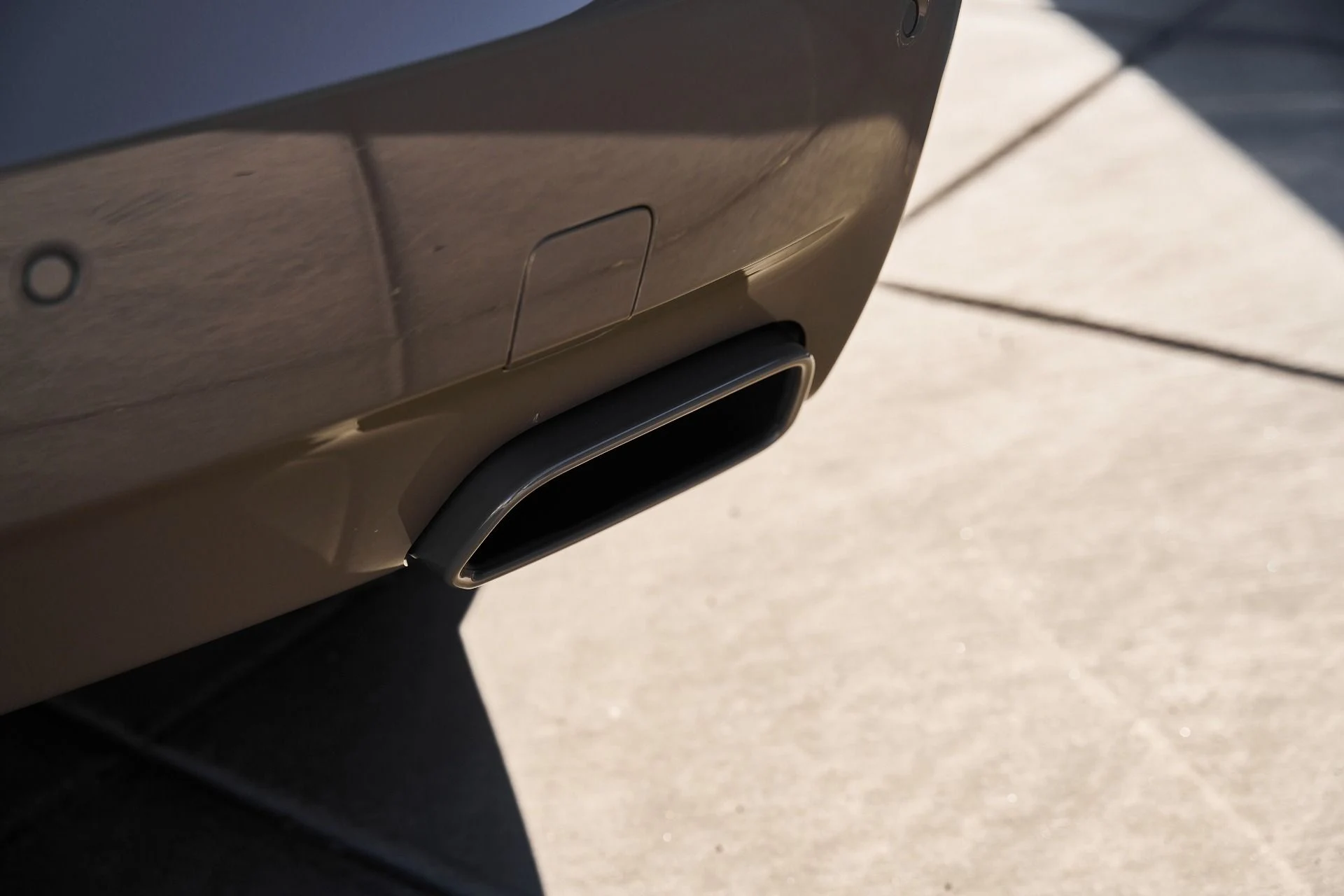 mph012_1748877778_Used_2025_Rolls_Royce_Ghost_Base_1770172799_9540486741