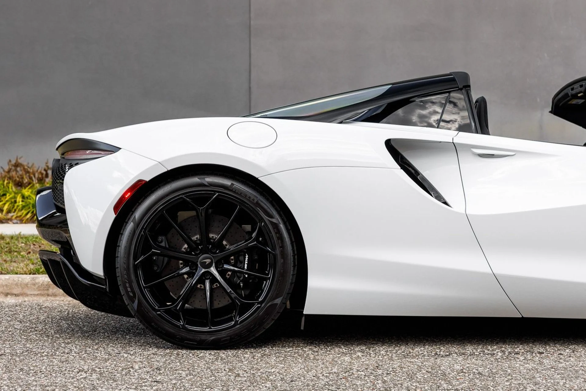 mph012_1749921824_657_p13_l_160a5a5f6a