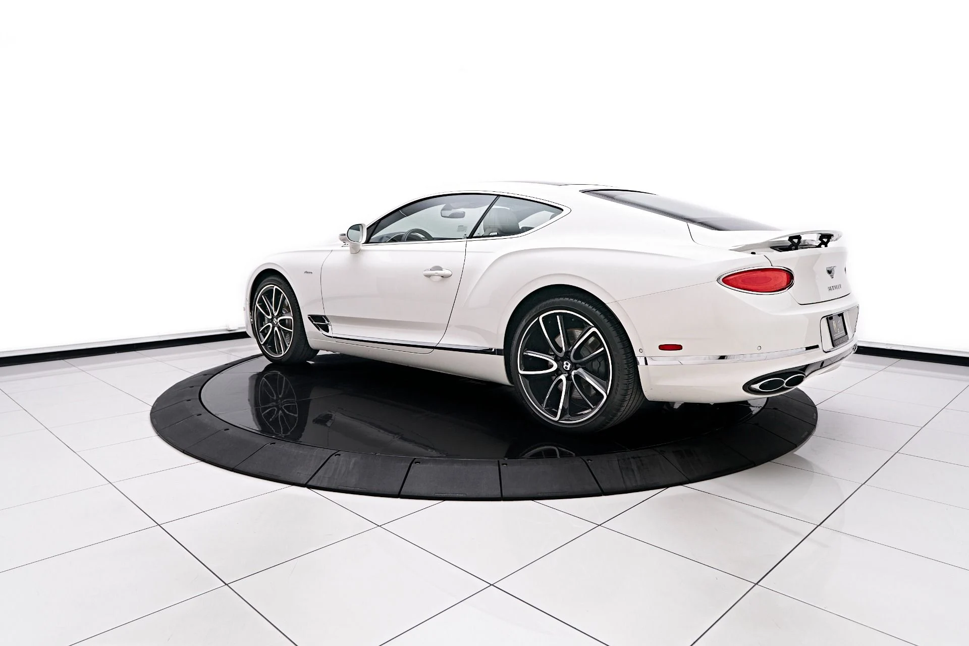 mph012_1751807923_Used_2023_Bentley_Continental_GT_Azure_1749763450_6d497a6abf