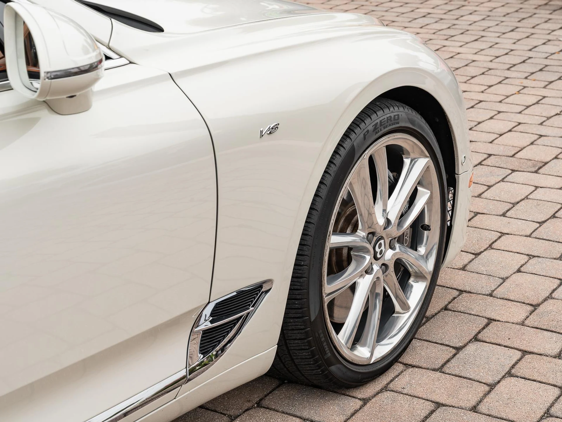 mph012_1767783152_Used_2021_Bentley_Continental_GT_V8_1773777869_7c41751b2d