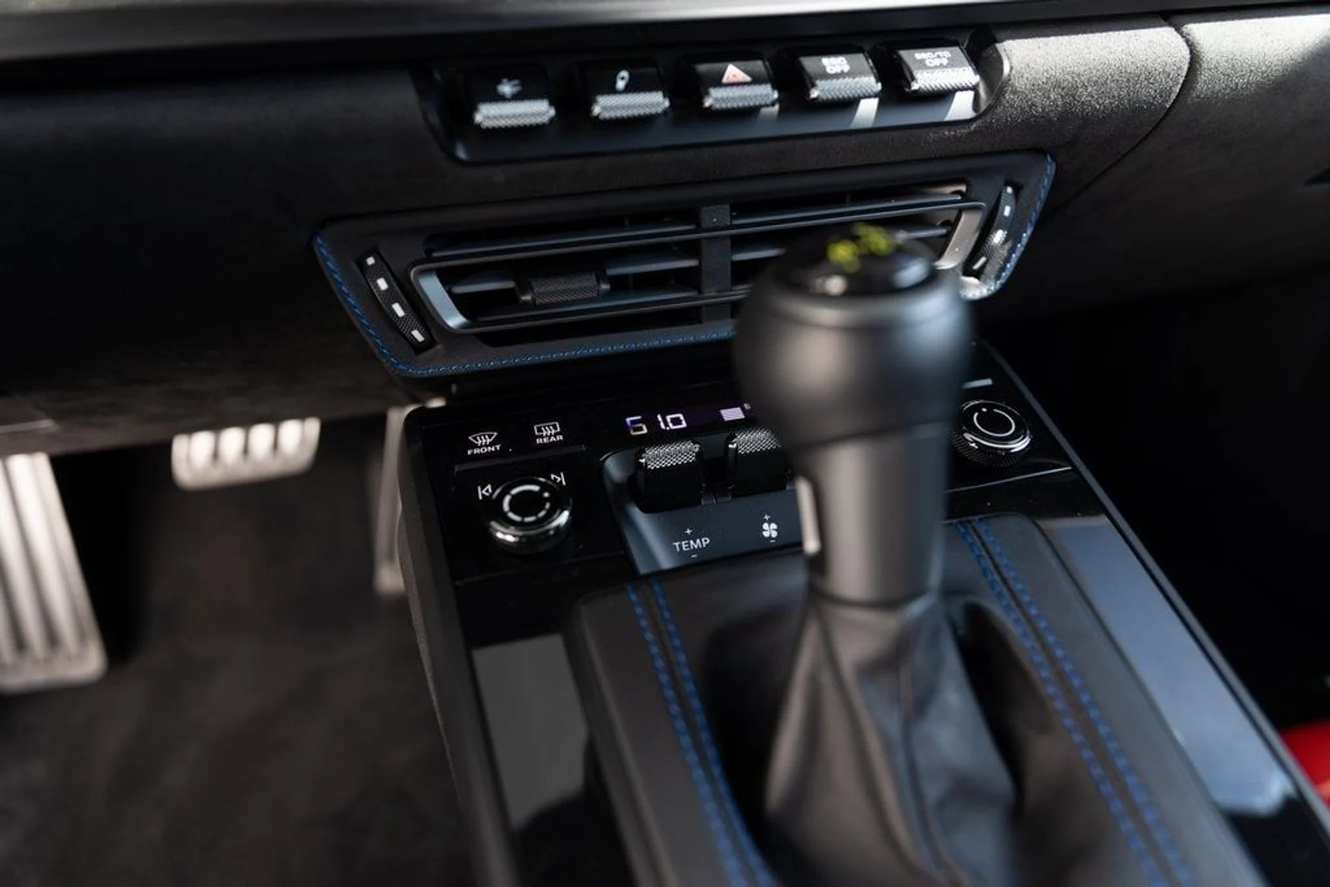 mph012_177123922_e12411b6a6c4cf3dad49149e127a3ea8x_9b79f73283