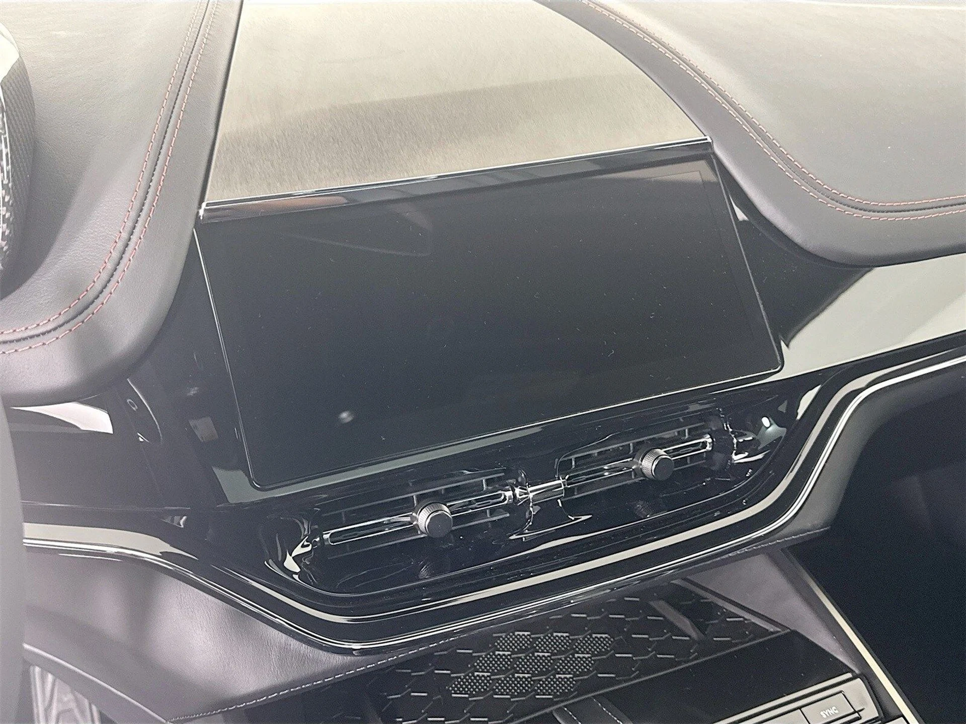 mph012_1775010099_0c5c283711ee76cd482e8eea37c51869x_fb3b079b25