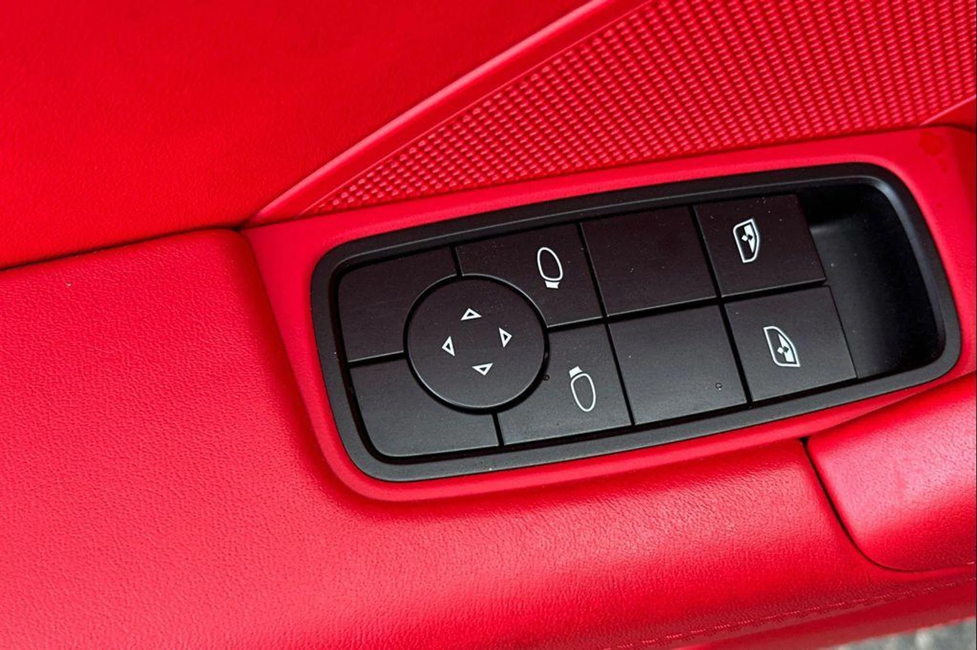 mph012_1787566206_w_Ub_CMIW_8ezw_Ooa_Awrek36_Vb_K_AQ_02bdfe72fe