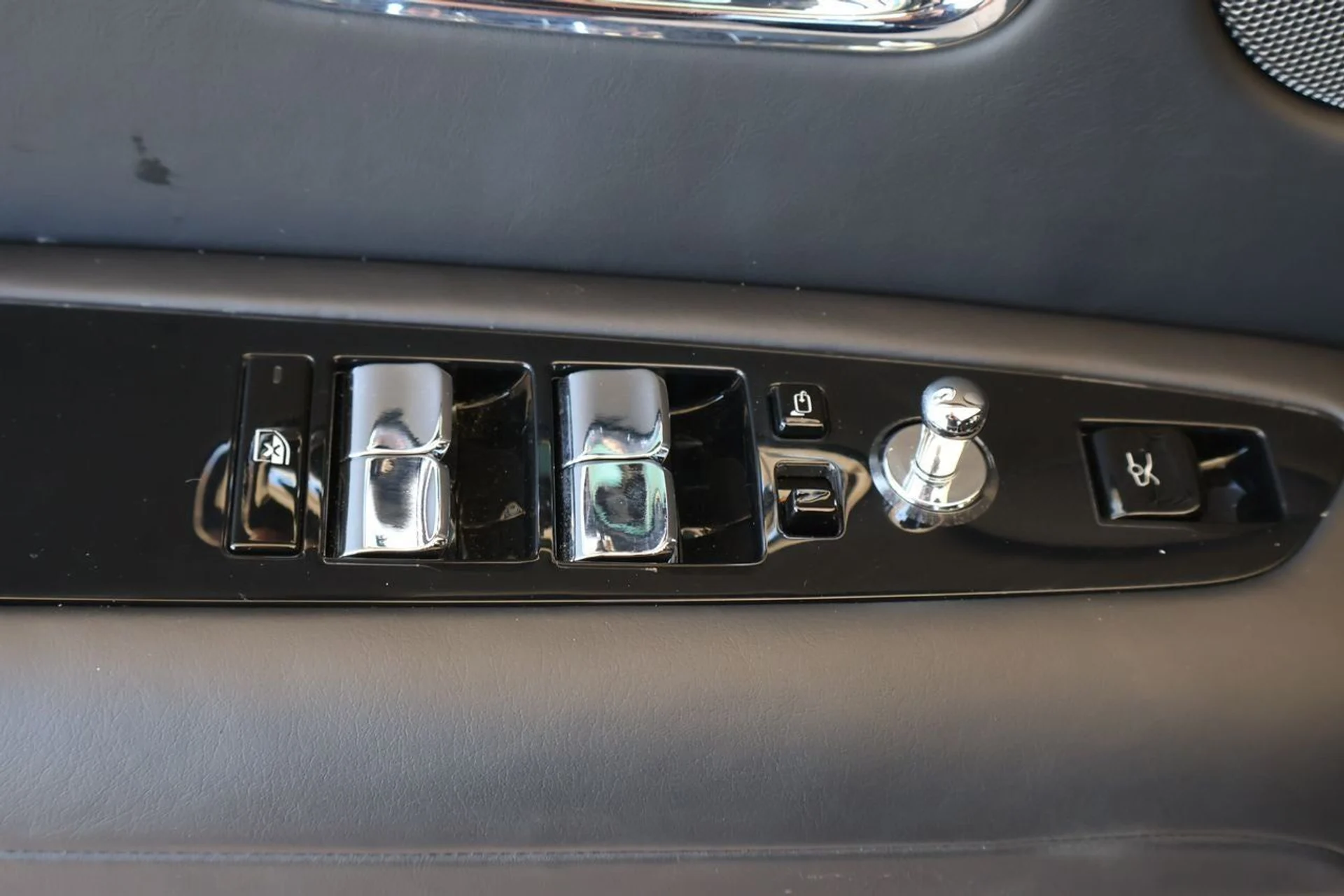 mph012_1792185185_13_e2bc9948cd