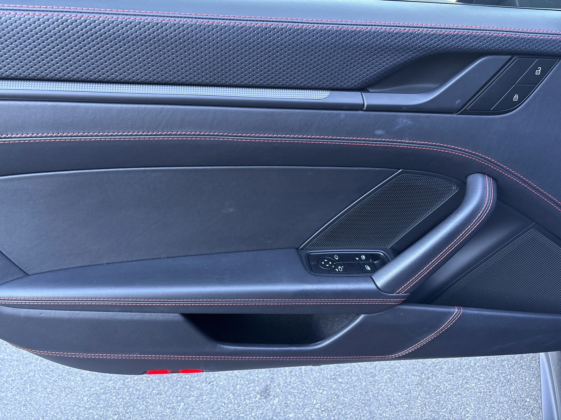 mph012_1801577397_85f4b89a451f429e882b3bda7ac2c18b_1c97e37e54