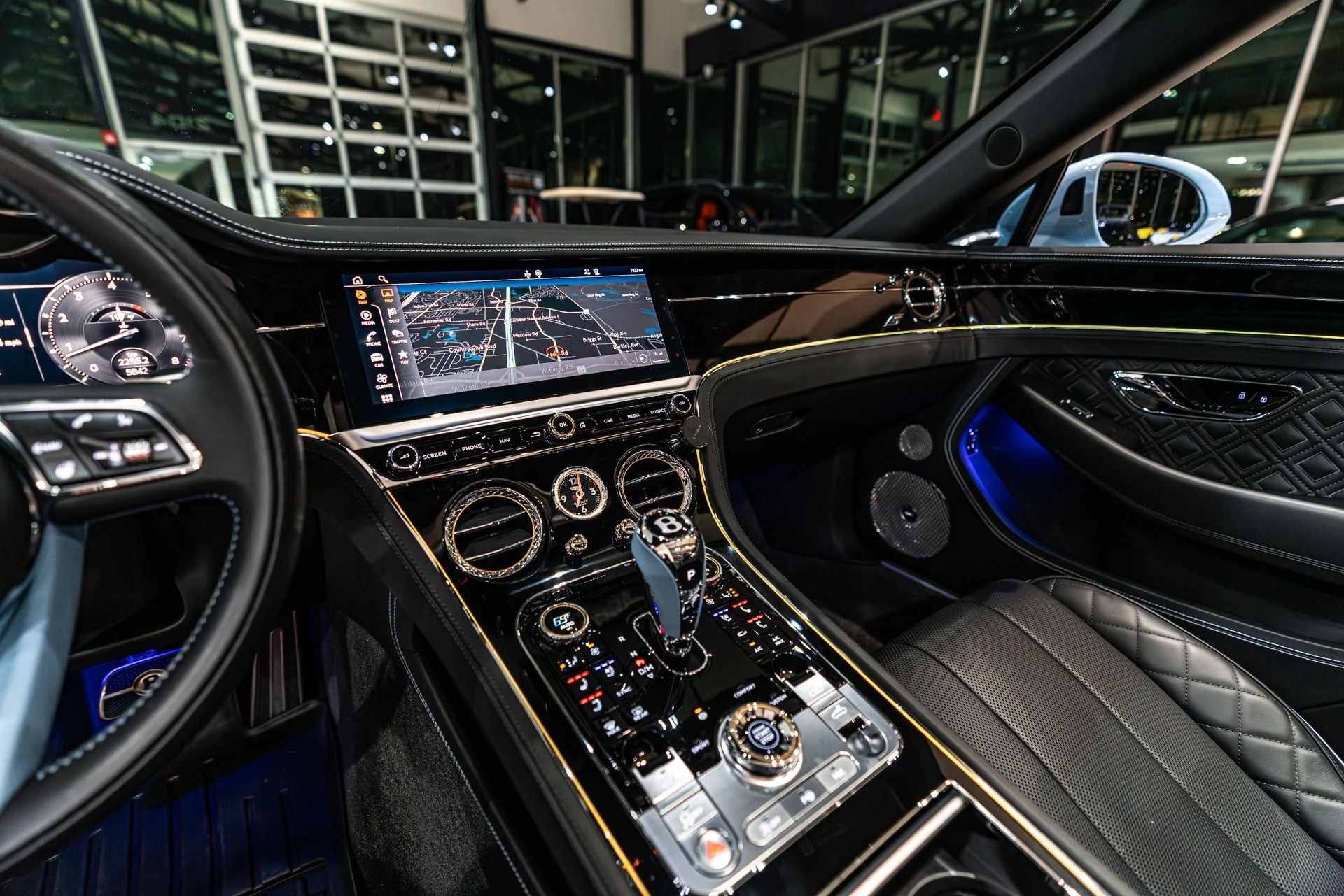 mph012_1805710186_13117_p13_l_a96ff54eb6