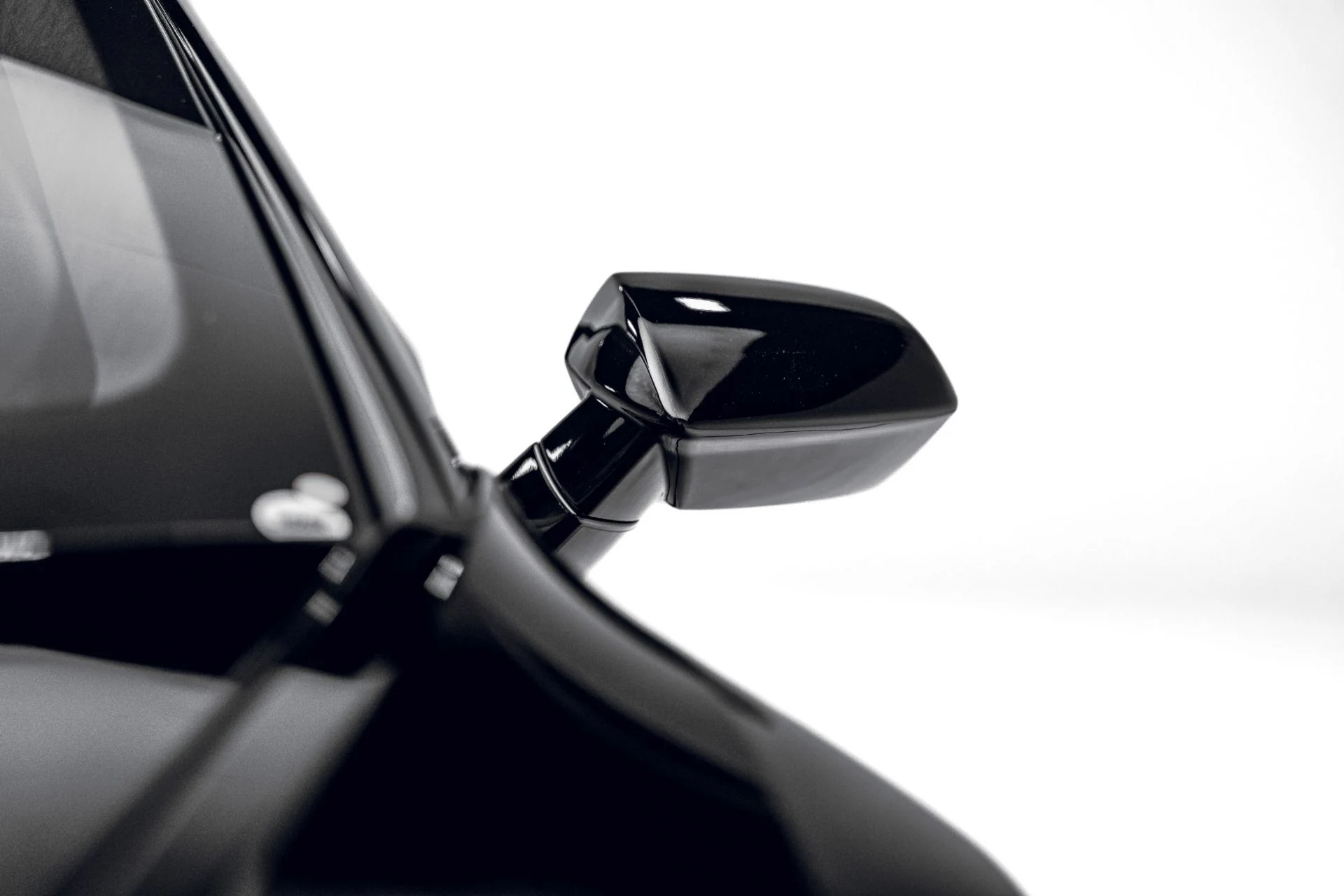mph012_1818281269_Used_2021_Lamborghini_Huracan_EVO_1782507494_b65cfa5c65