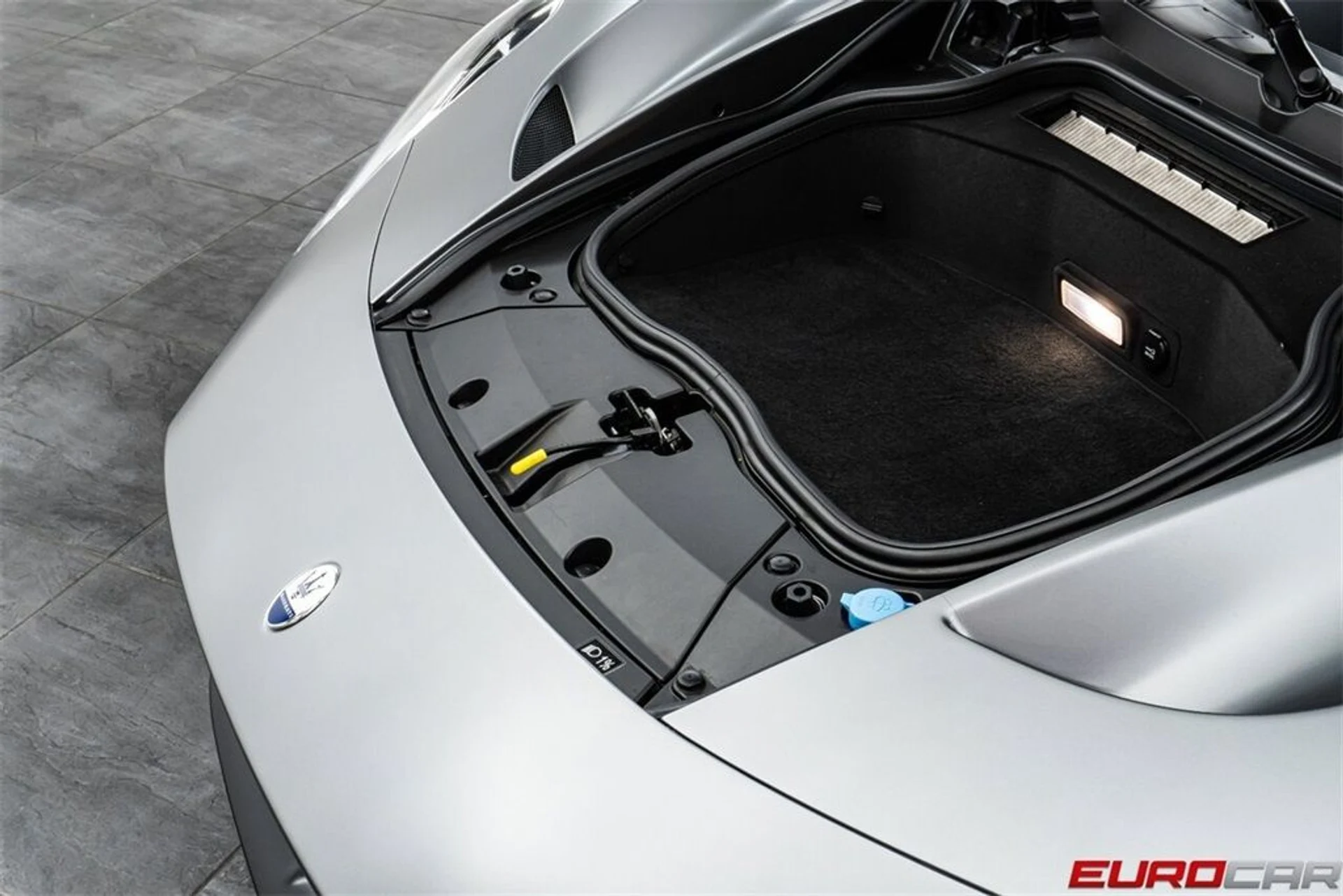 mph012_1821881088_image_13_28b298c4ce