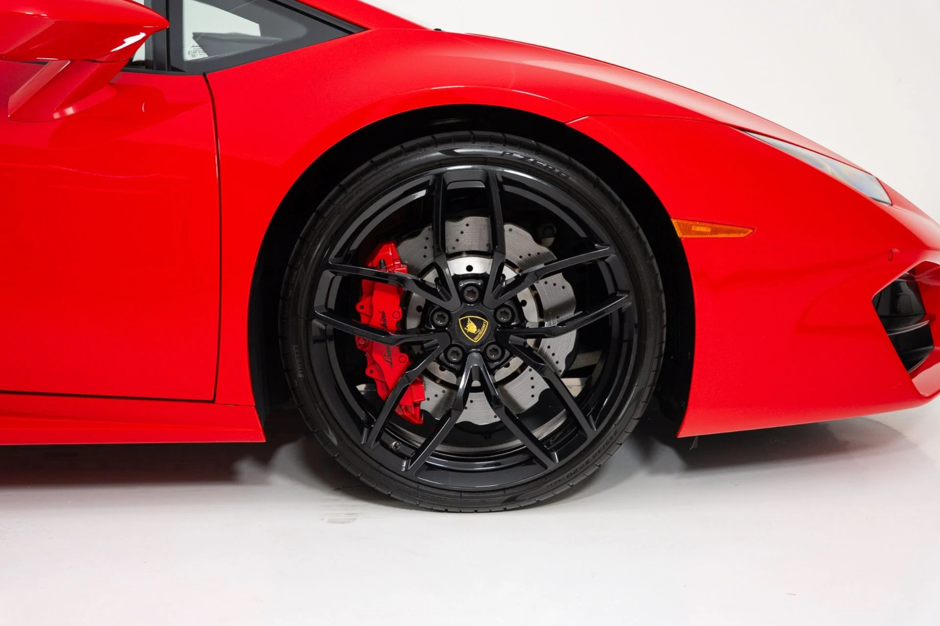 mph012_1826395752_Used_2017_Lamborghini_Huracan_LP_580_2_1787346272_a9ec70de04