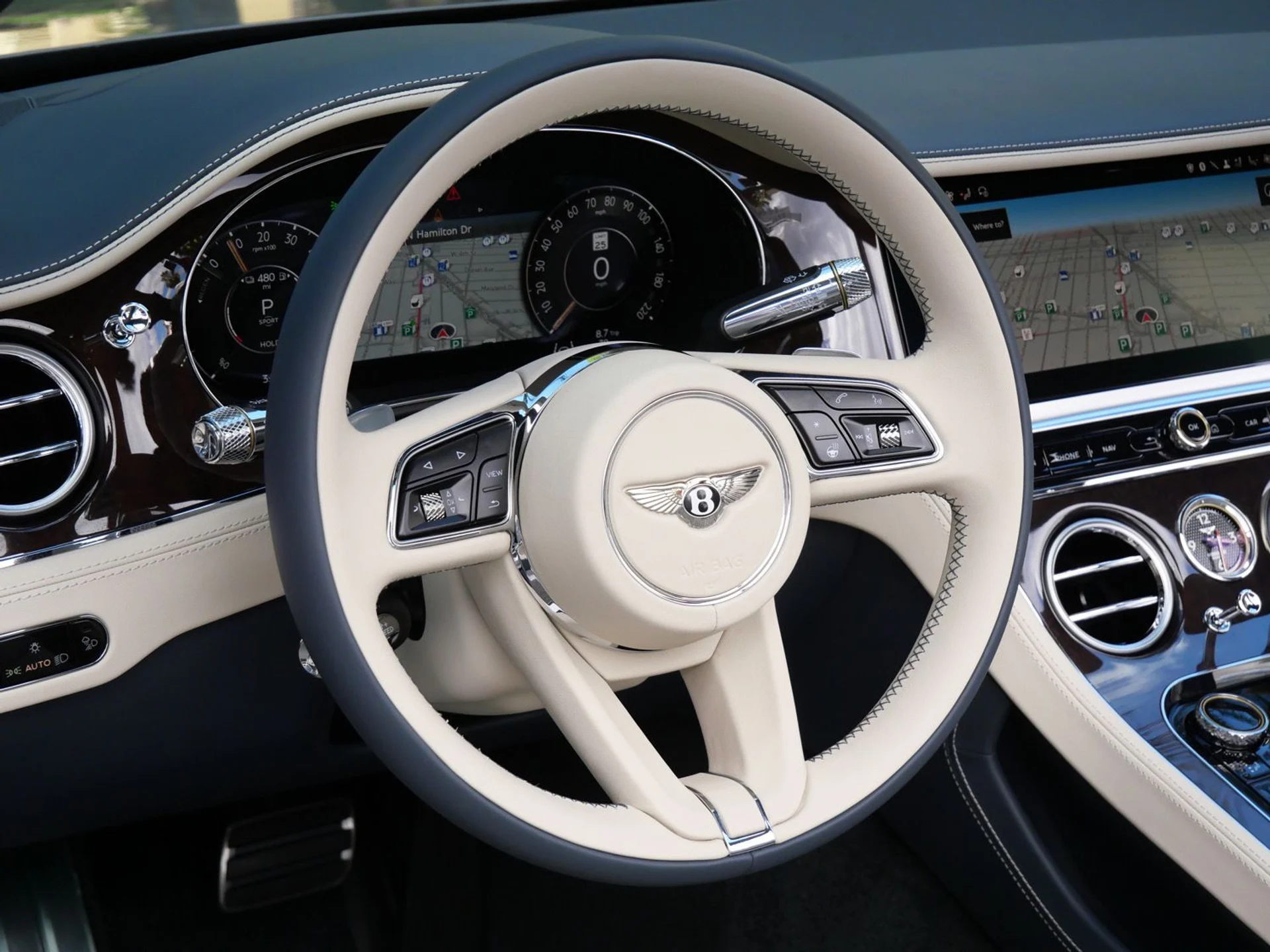 mph012_1826678091_aa11e6bea177232410c24e2fe6fef67ax_2cecba00f7