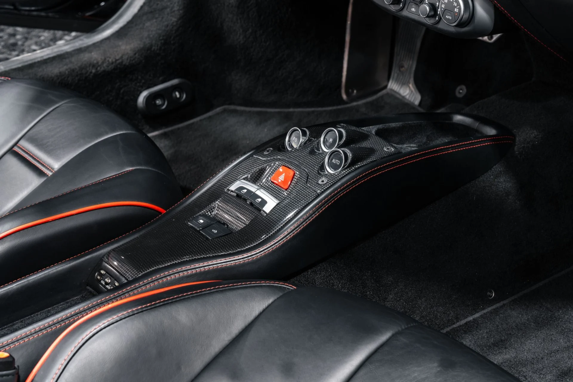 mph012_1830903043_Used_2013_Ferrari_458_Spider_FULL_Carbon_Exterior_Trim_HRE_Forged_Wheels_Novitec_Suspension_1767652553_94b3f0964d