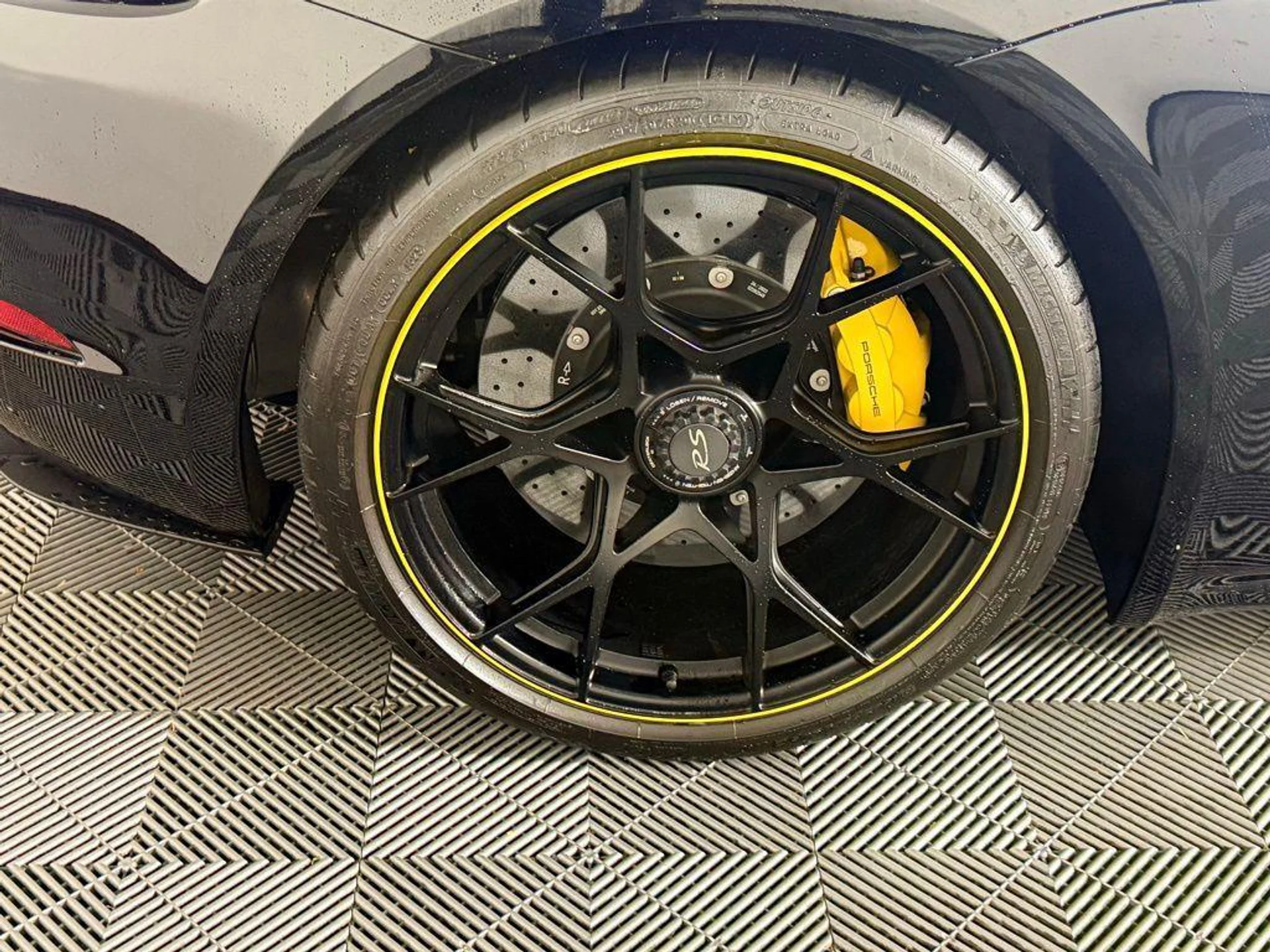 mph012_1836356374_Ucfxa_E9_SX_Lvrb_Xrxa_Ue_V0g6_WCEM_4b4544938f