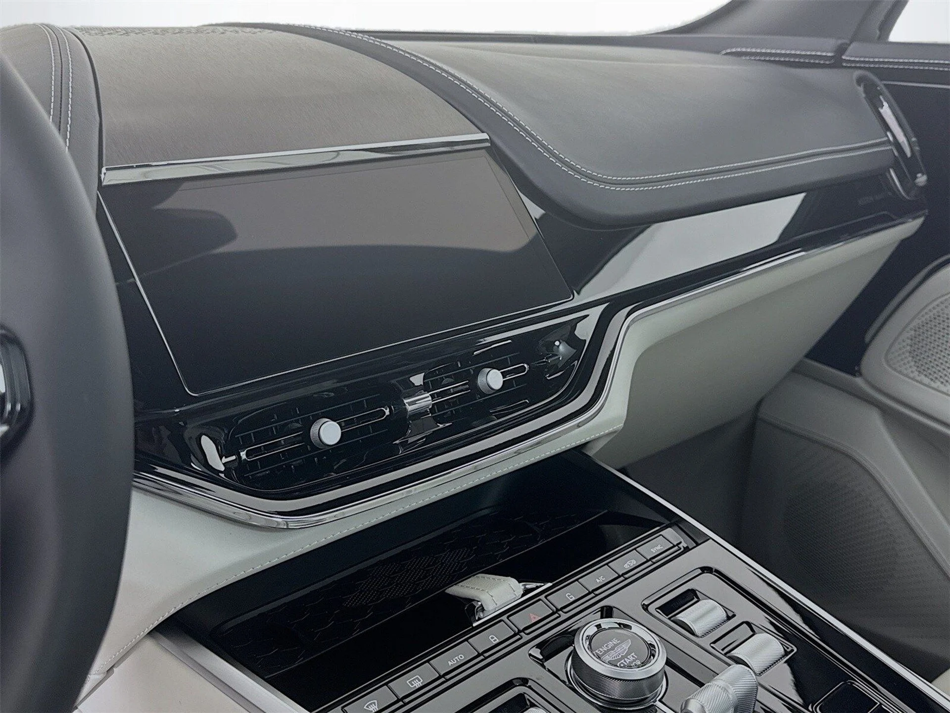 mph012_1840305504_5064cc3655229dff77a53c2764717490x_deeca2318d