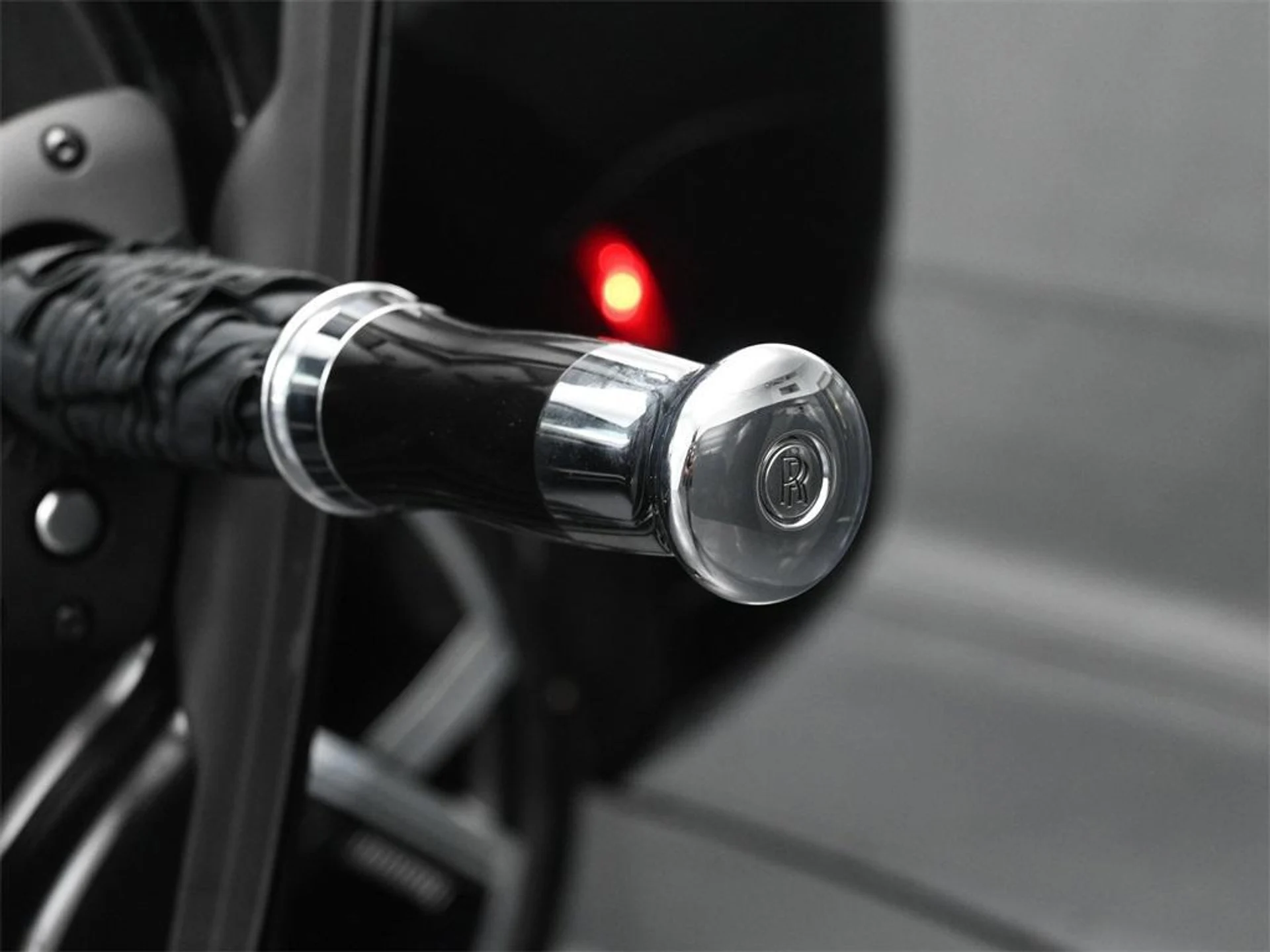 mph012_184202907_s_Pbd2p_Uh_Wa_Fp_Pl_E_Dmb_QA_5fi_AGYU_44fb900fc0