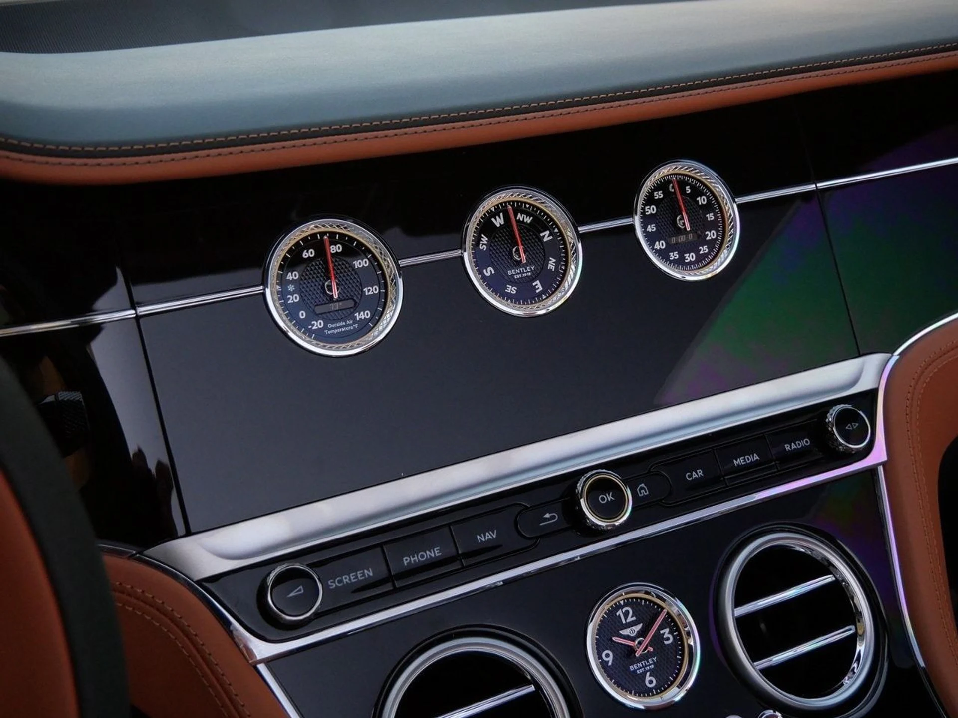 mph012_1850492526_839a163bce1eb6cc2552f4c96bcc49a6x_325d98e061