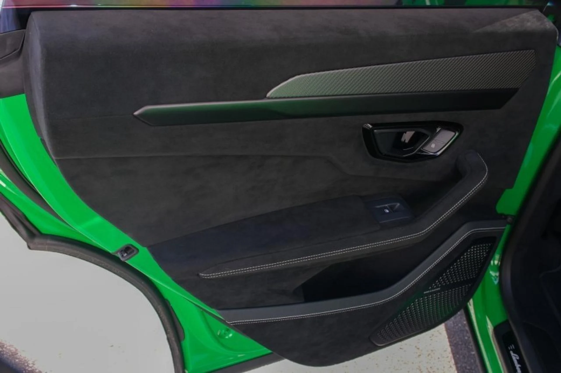 mph012_185644770_9ba9a24dc9f7aca27360b003f57d4b79_6635040ae8