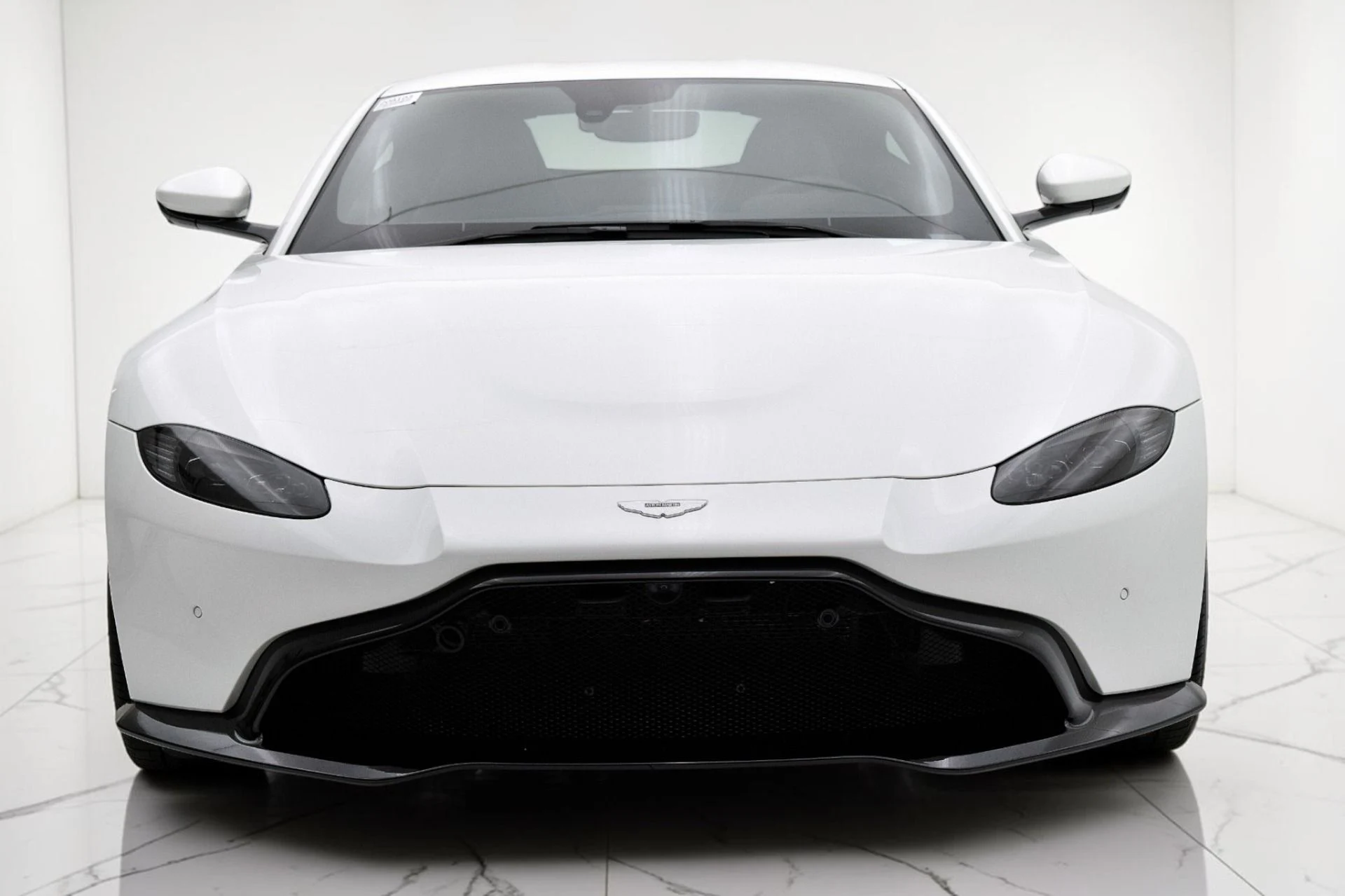 mph012_1857323540_Used_2020_Aston_Martin_Vantage_Coupe_d59eba86e4